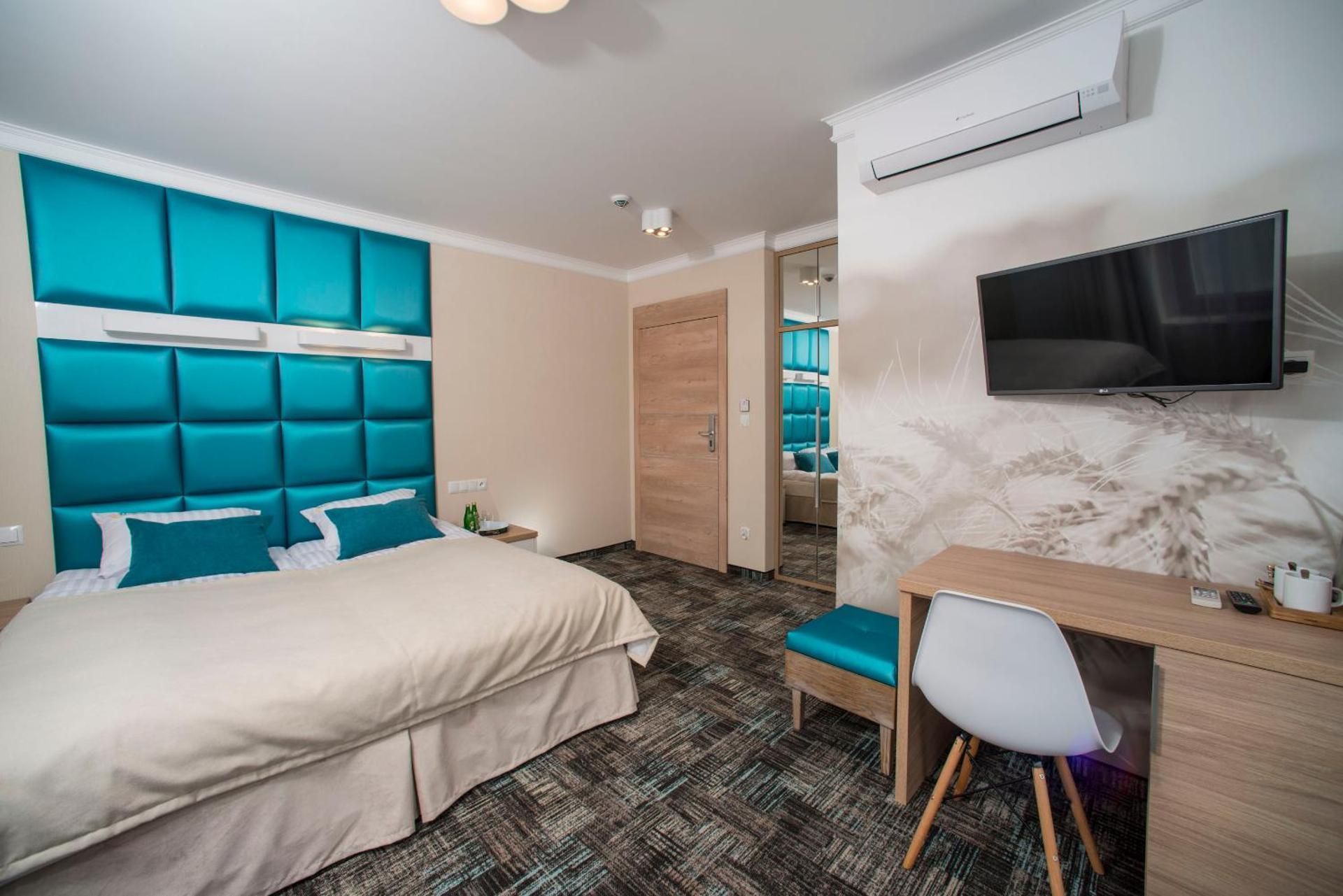 Double or Twin Room with Balcony
