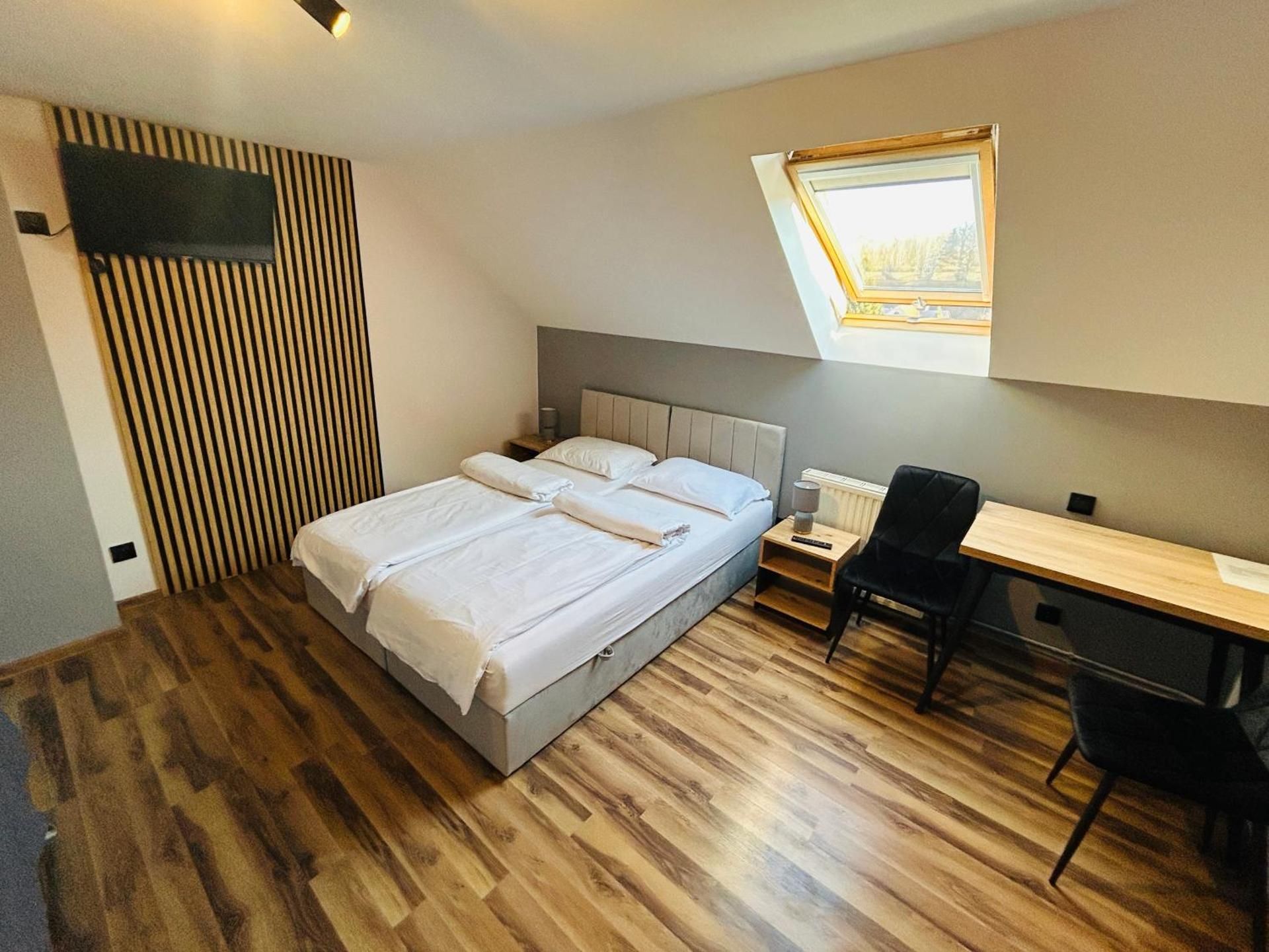 Triple Room with Private Bathroom