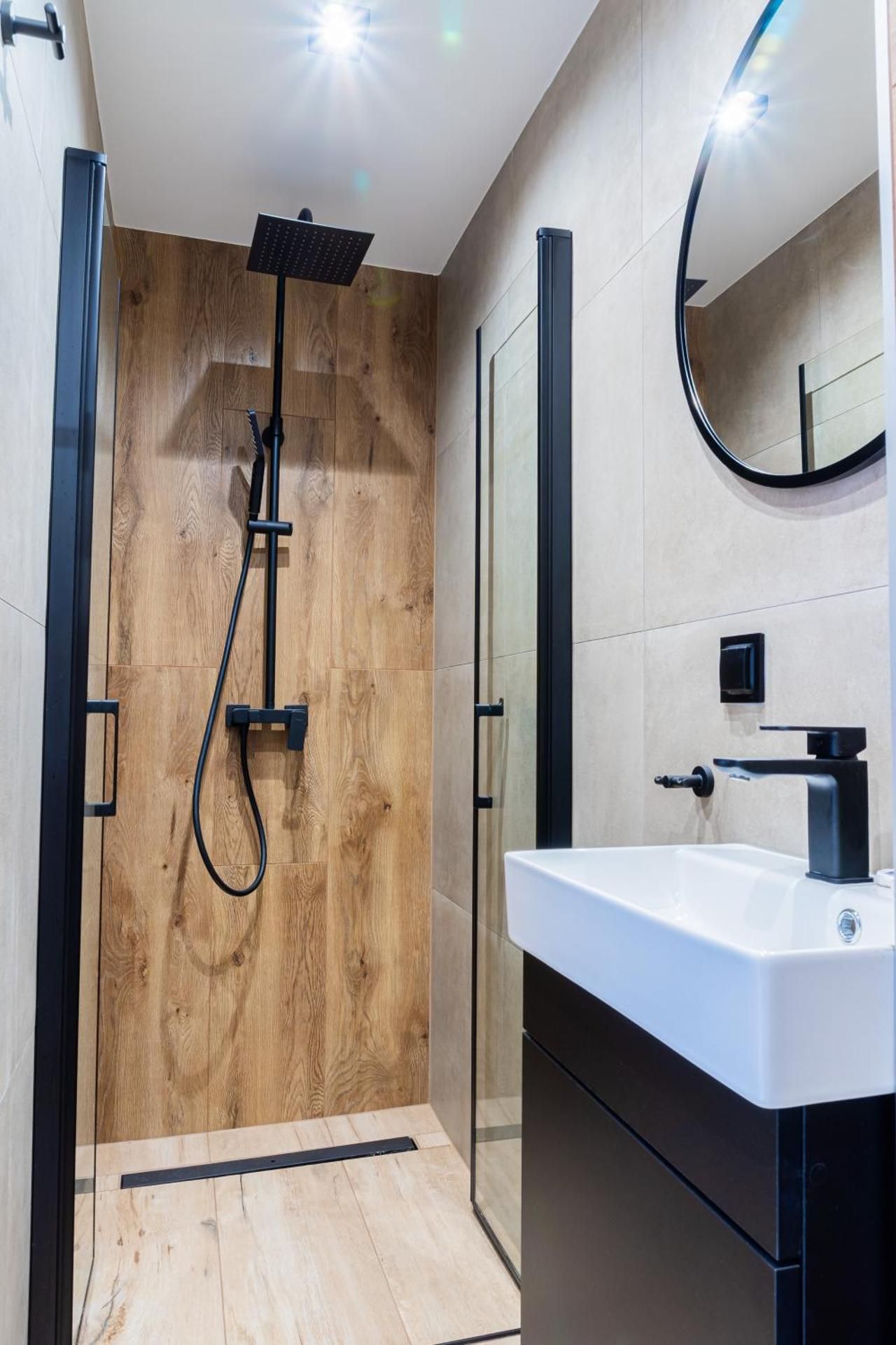 Single Room With Private Bathroom