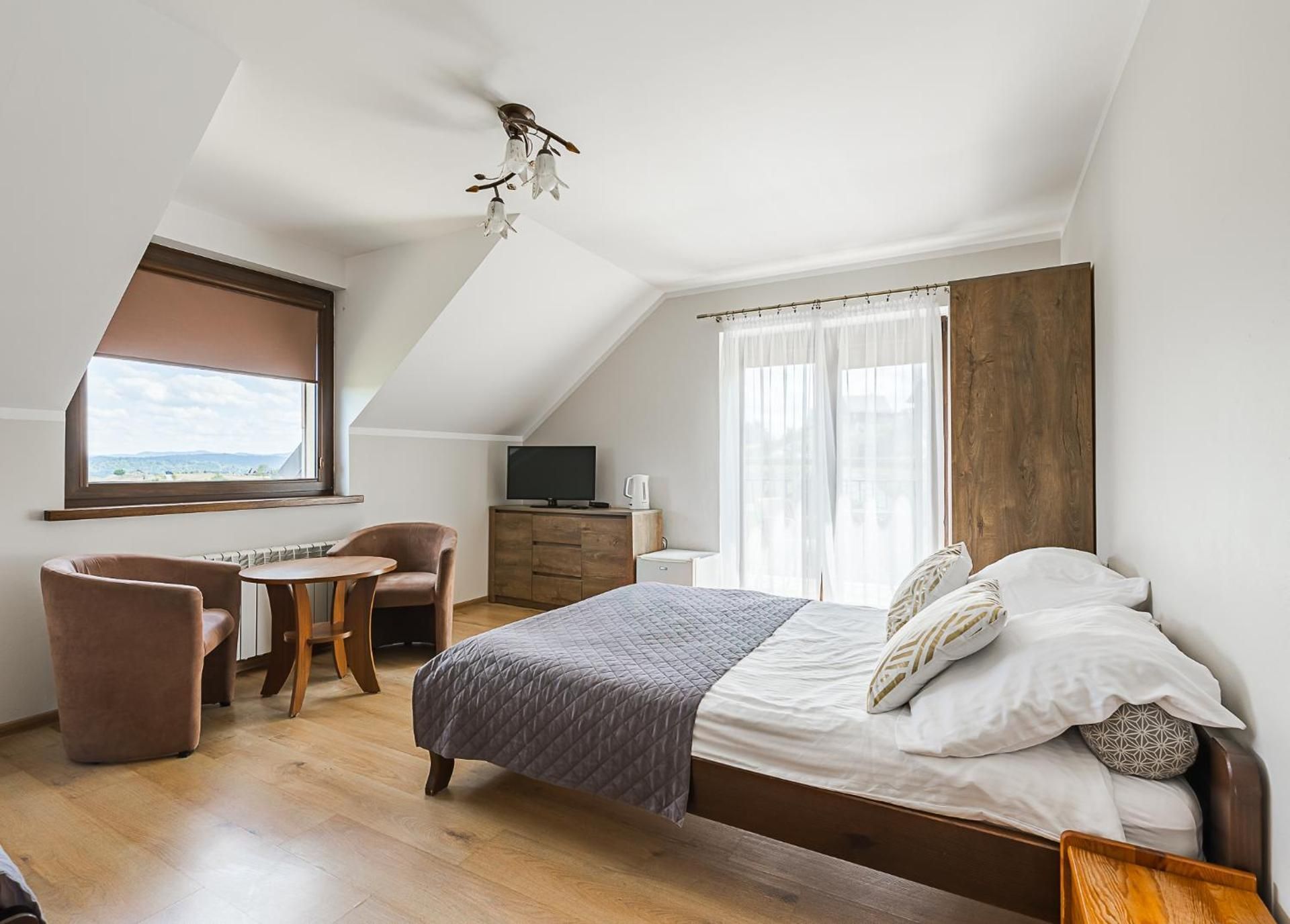 Triple Room with Lake View