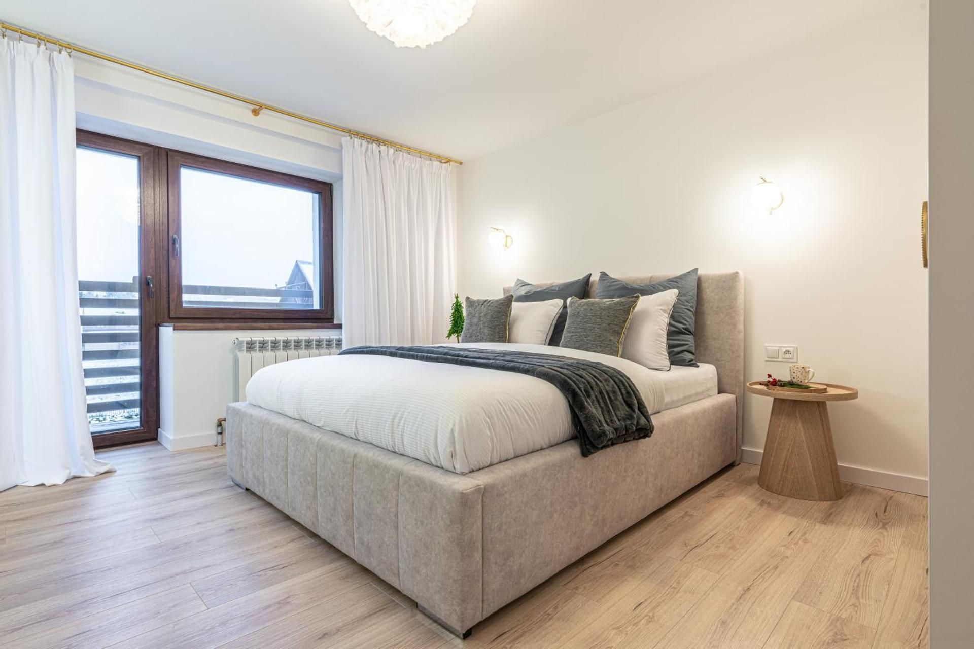 Junior Suite with Balcony