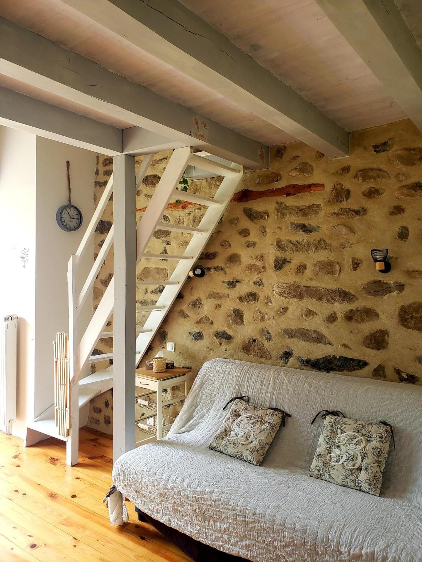 Quadruple Room with Private Bathroom