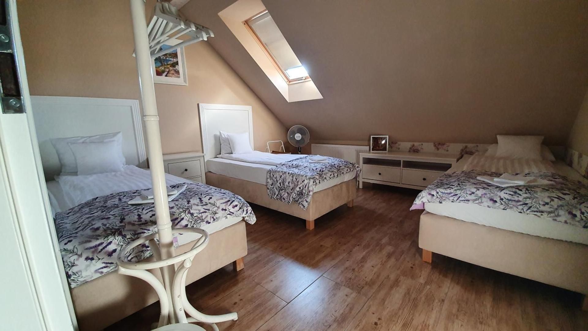 Triple Room with Private Bathroom