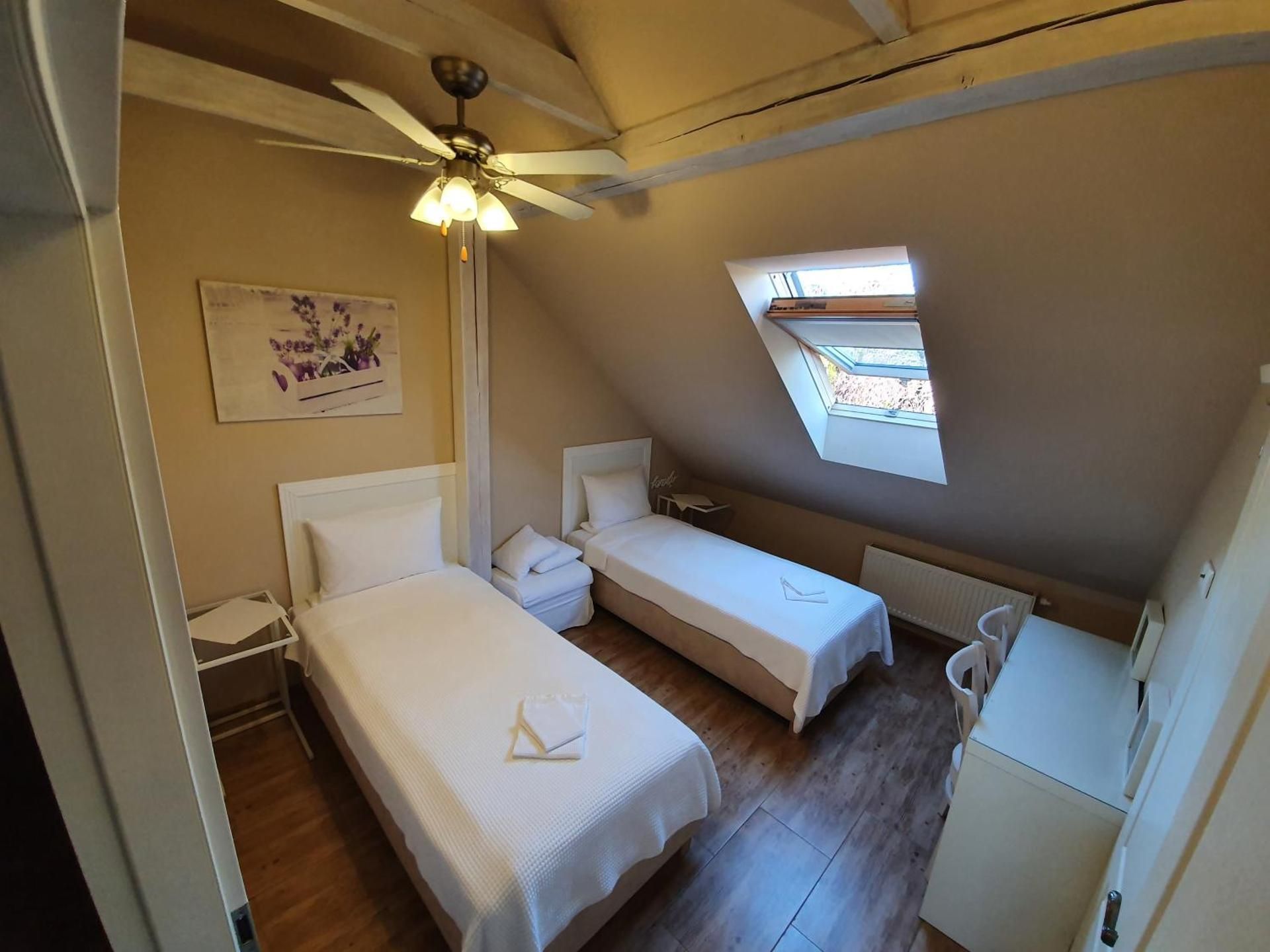 Twin Room with Private Bathroom