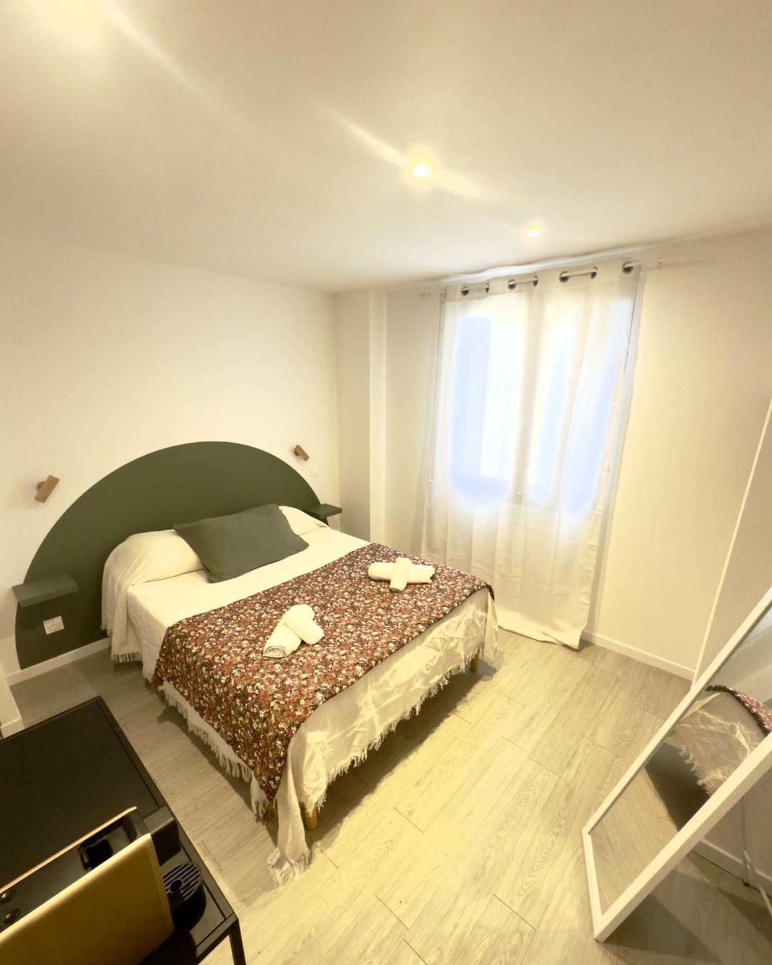 Double Room with Mountain View