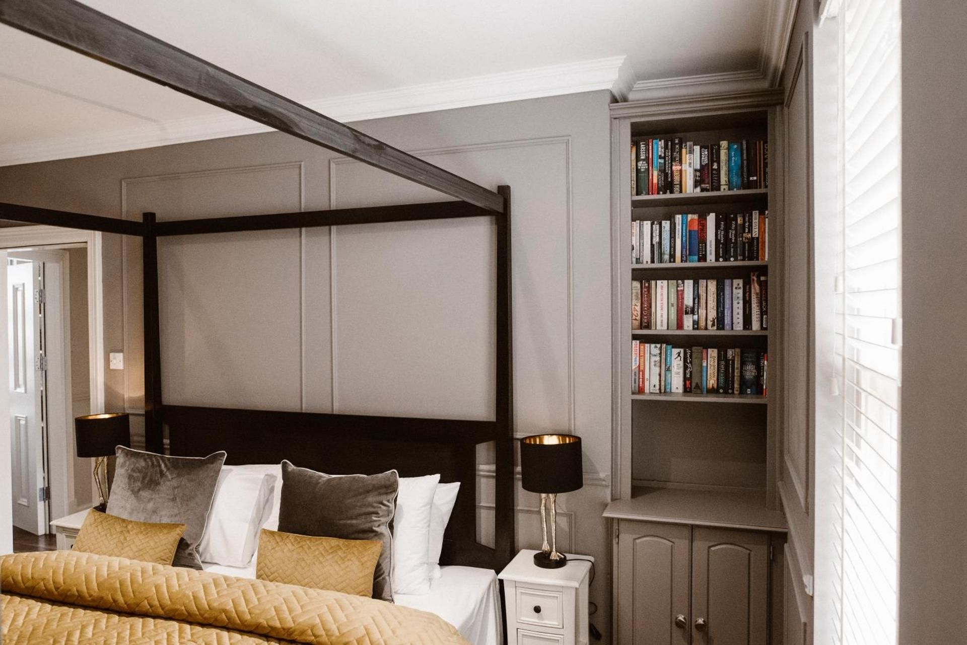 Deluxe Family Suite