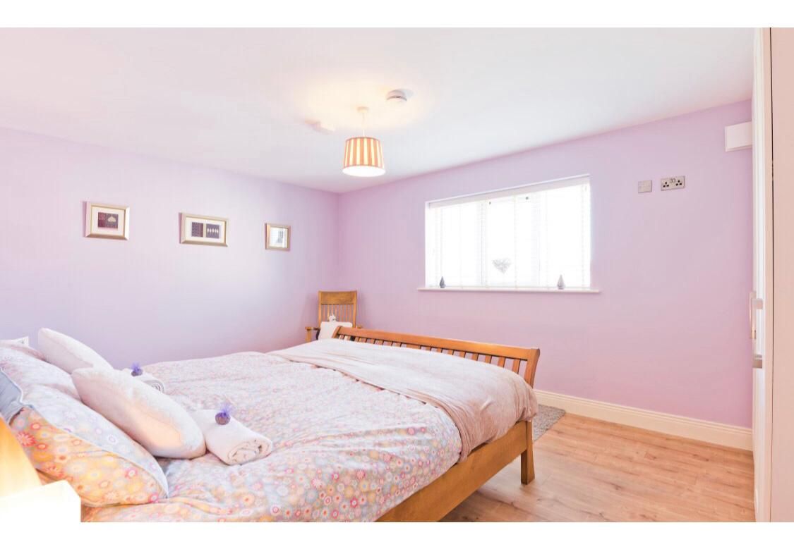 King Room with Shared Bathroom