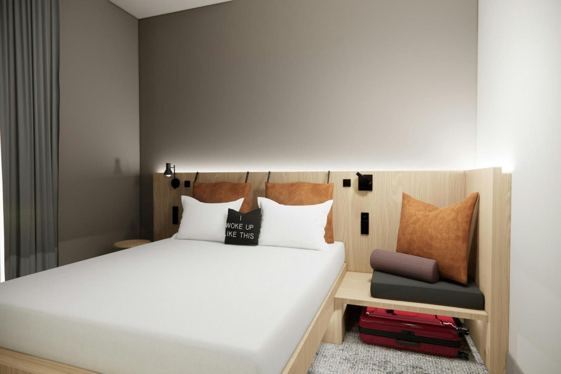 Family Queen Room with Sofa Bed - Moxy