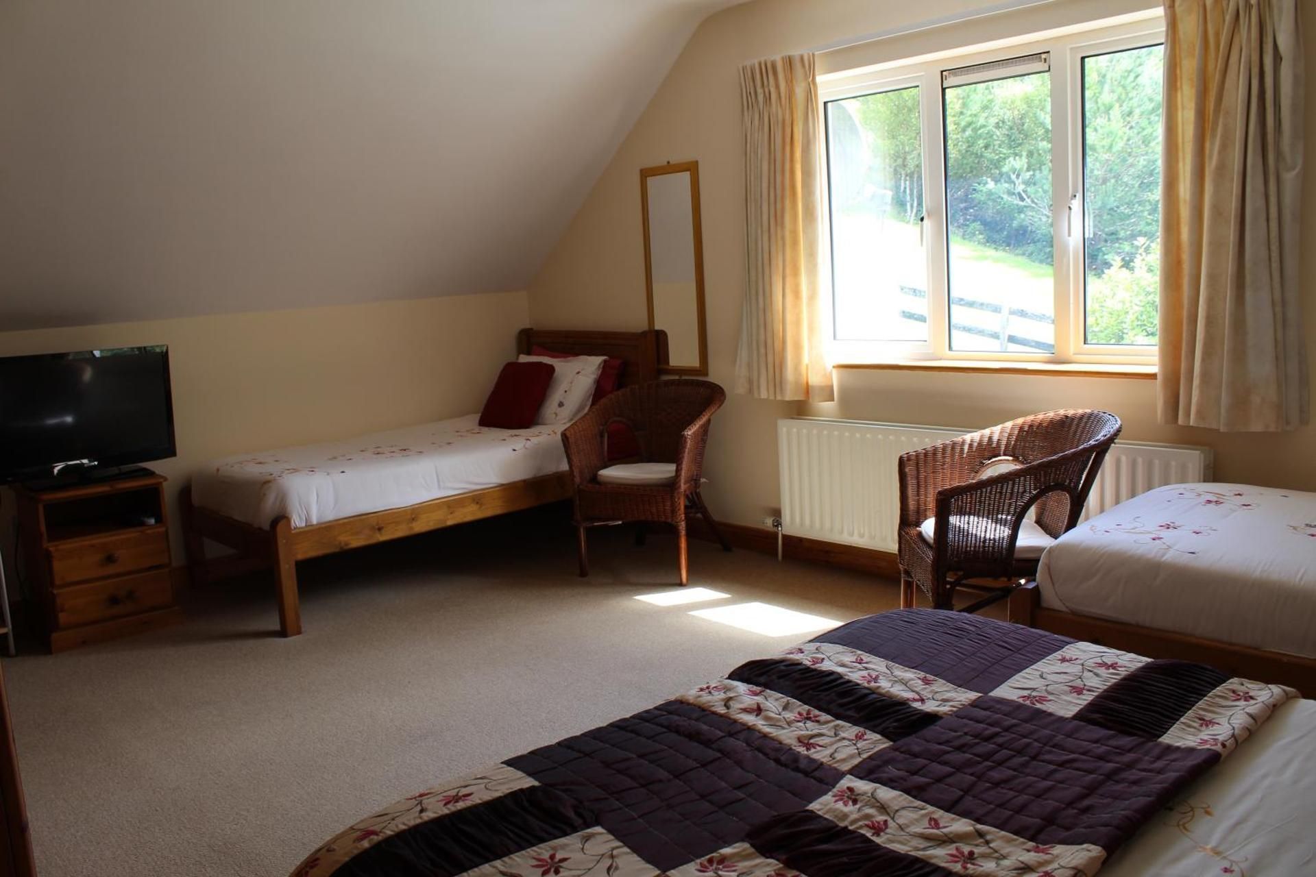 Triple Room with Mountain View