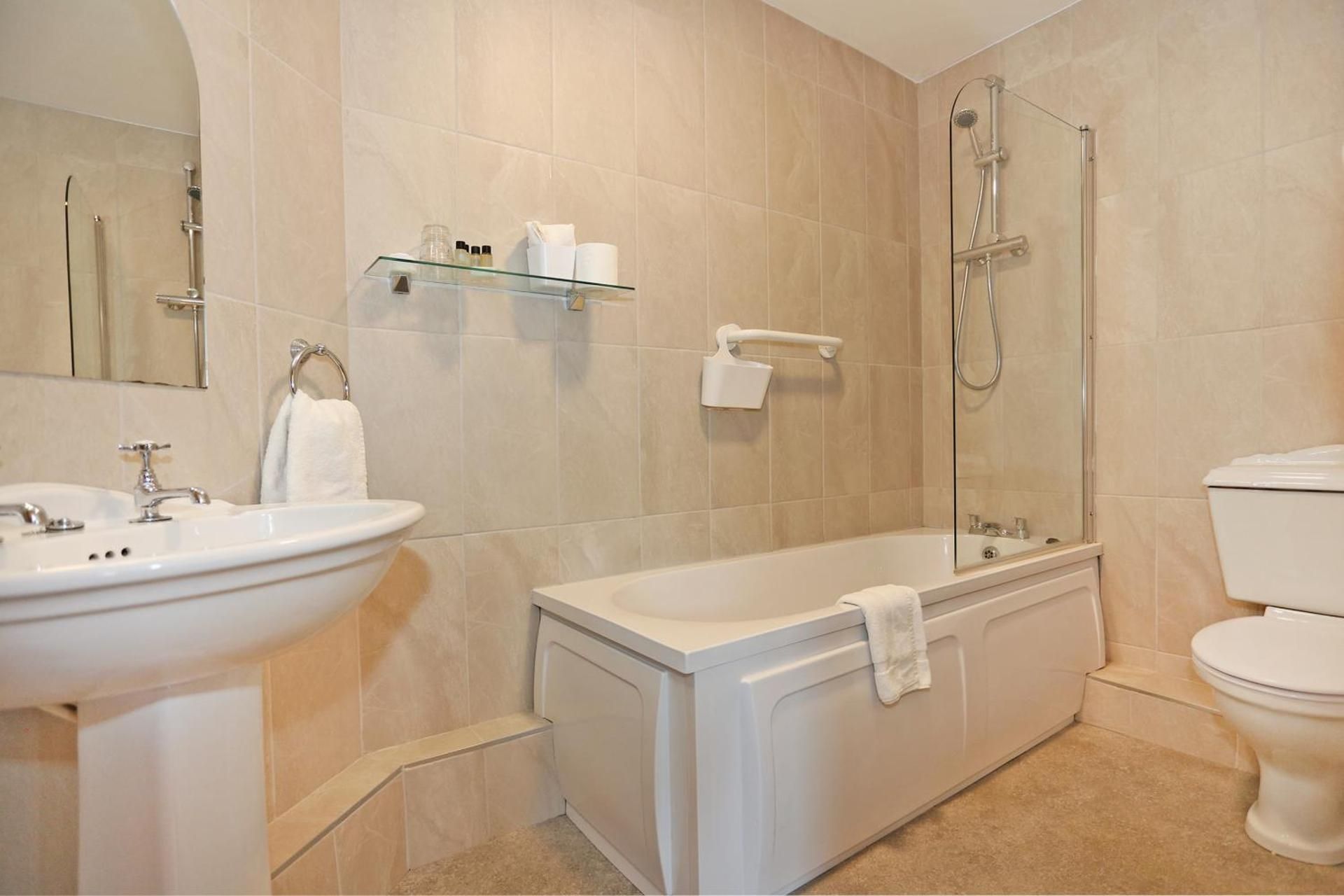 Triple Room with Private Bathroom