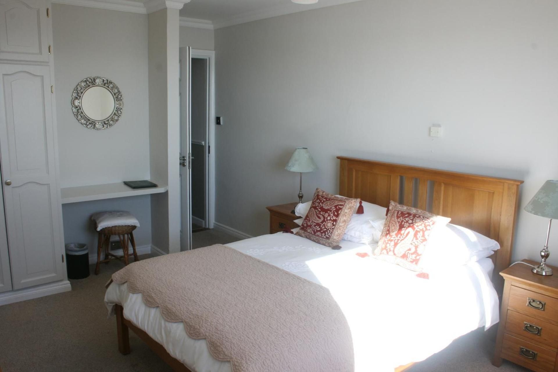 Deluxe Double Room with Private Bathroom