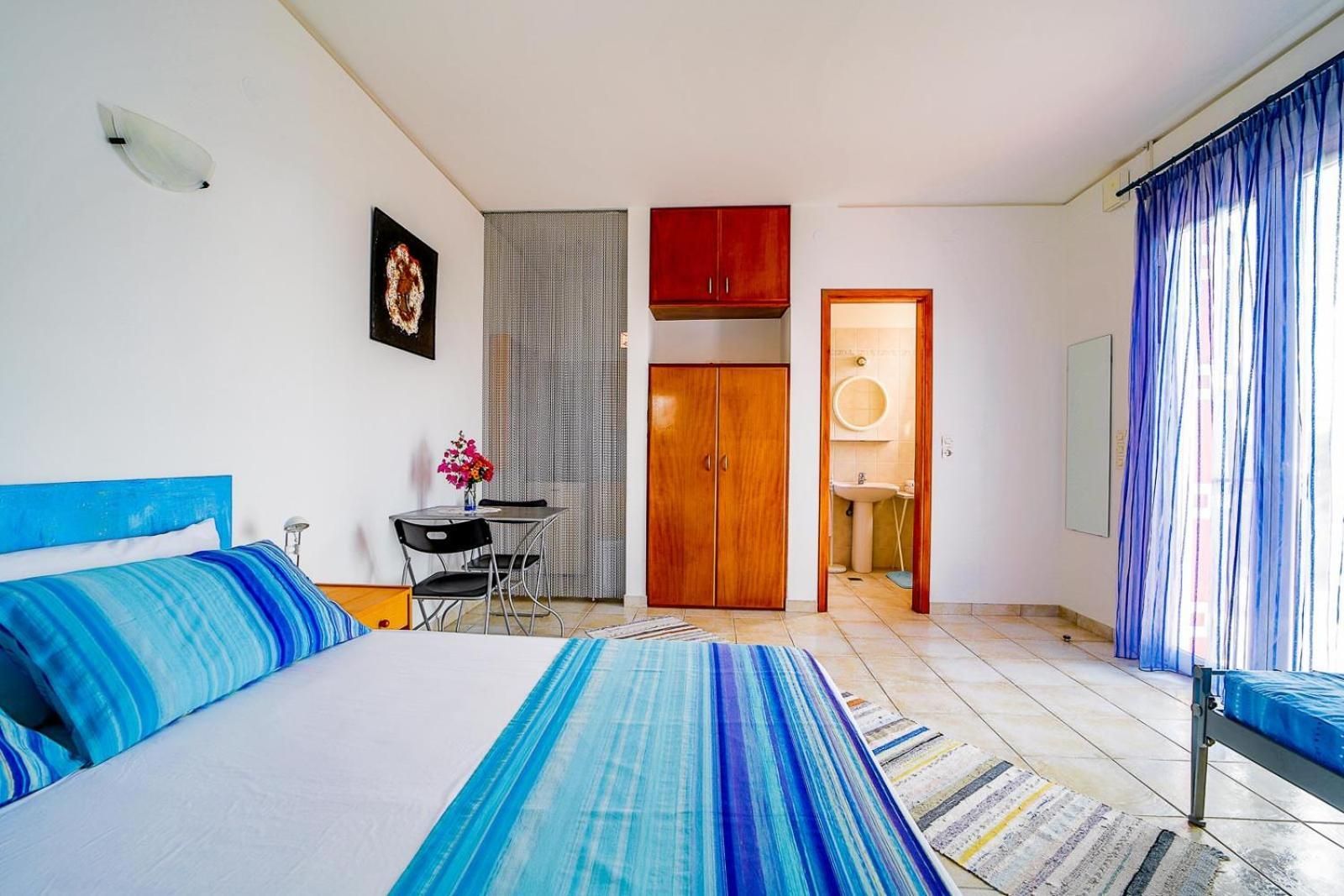 Double or Twin Room with Sea View