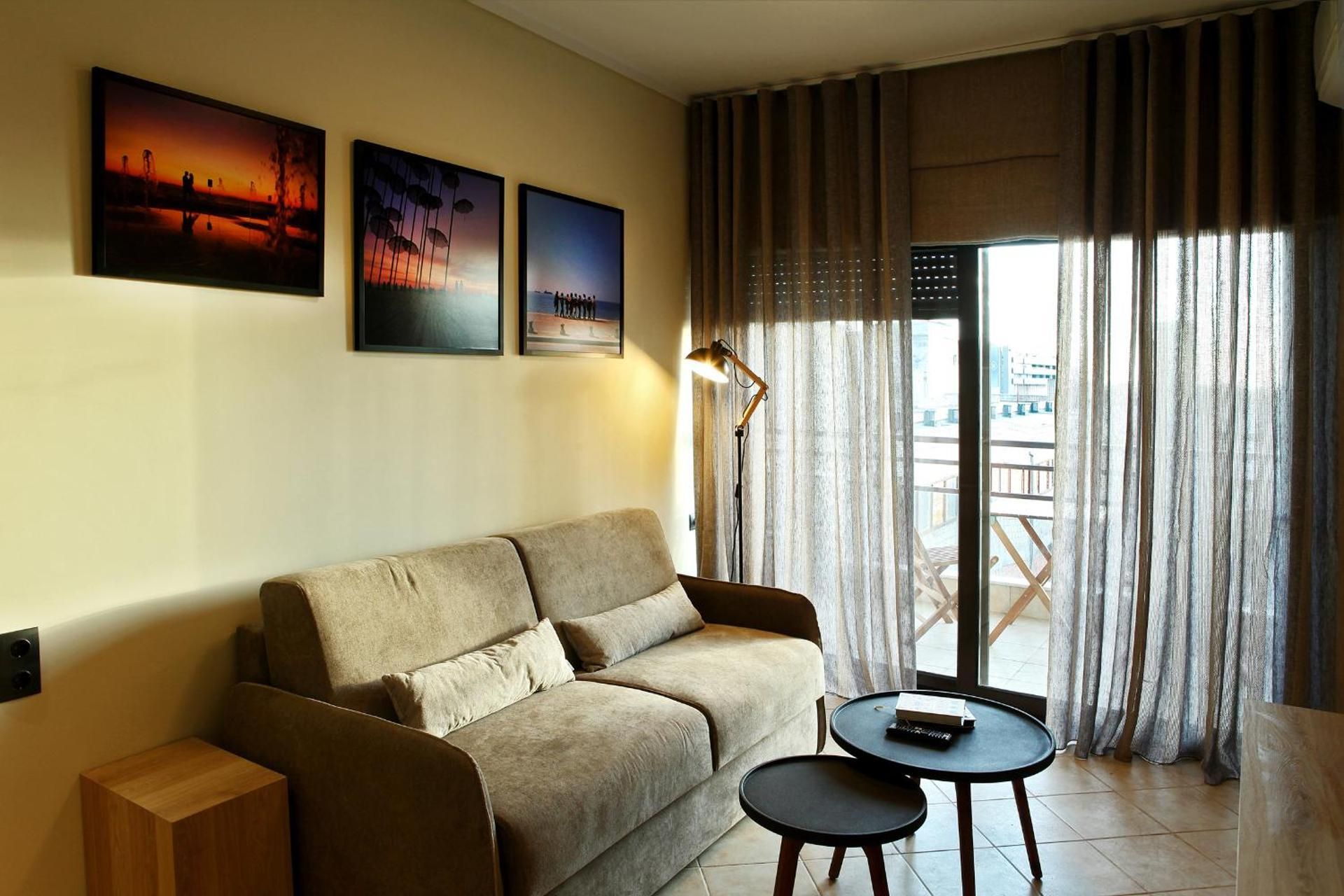One-Bedroom Apartment