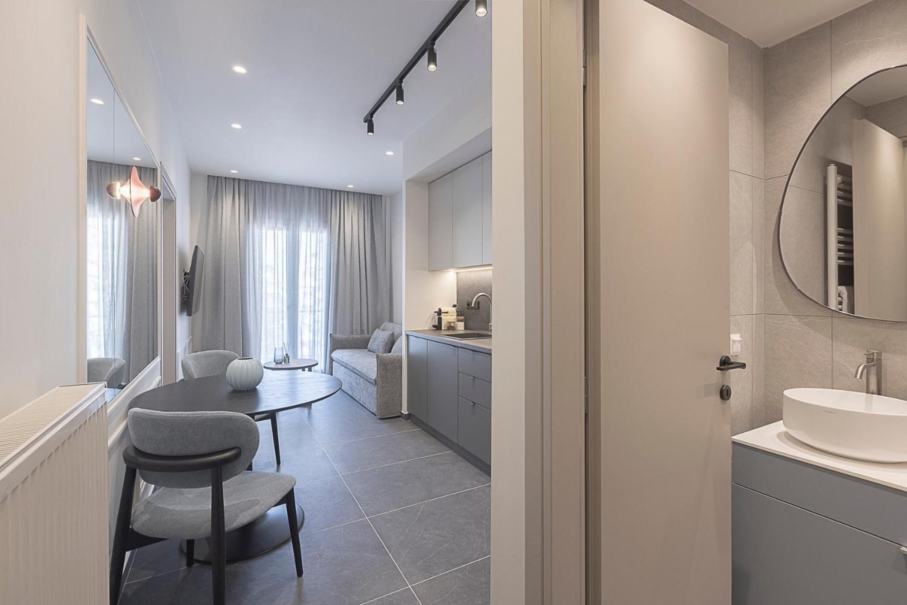 Downtown Apartment