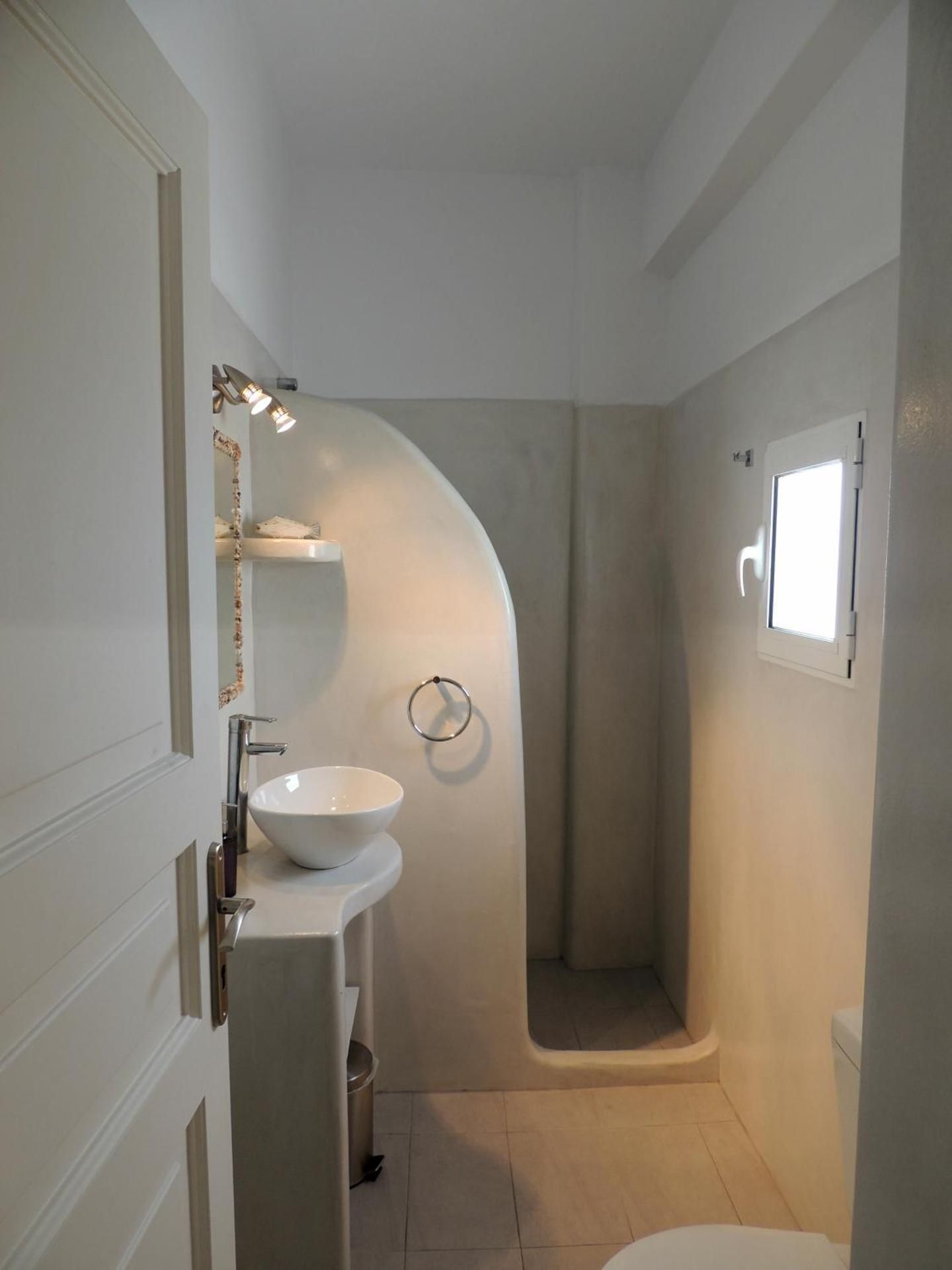 Mama's Pension Triple Room with Sea View 3