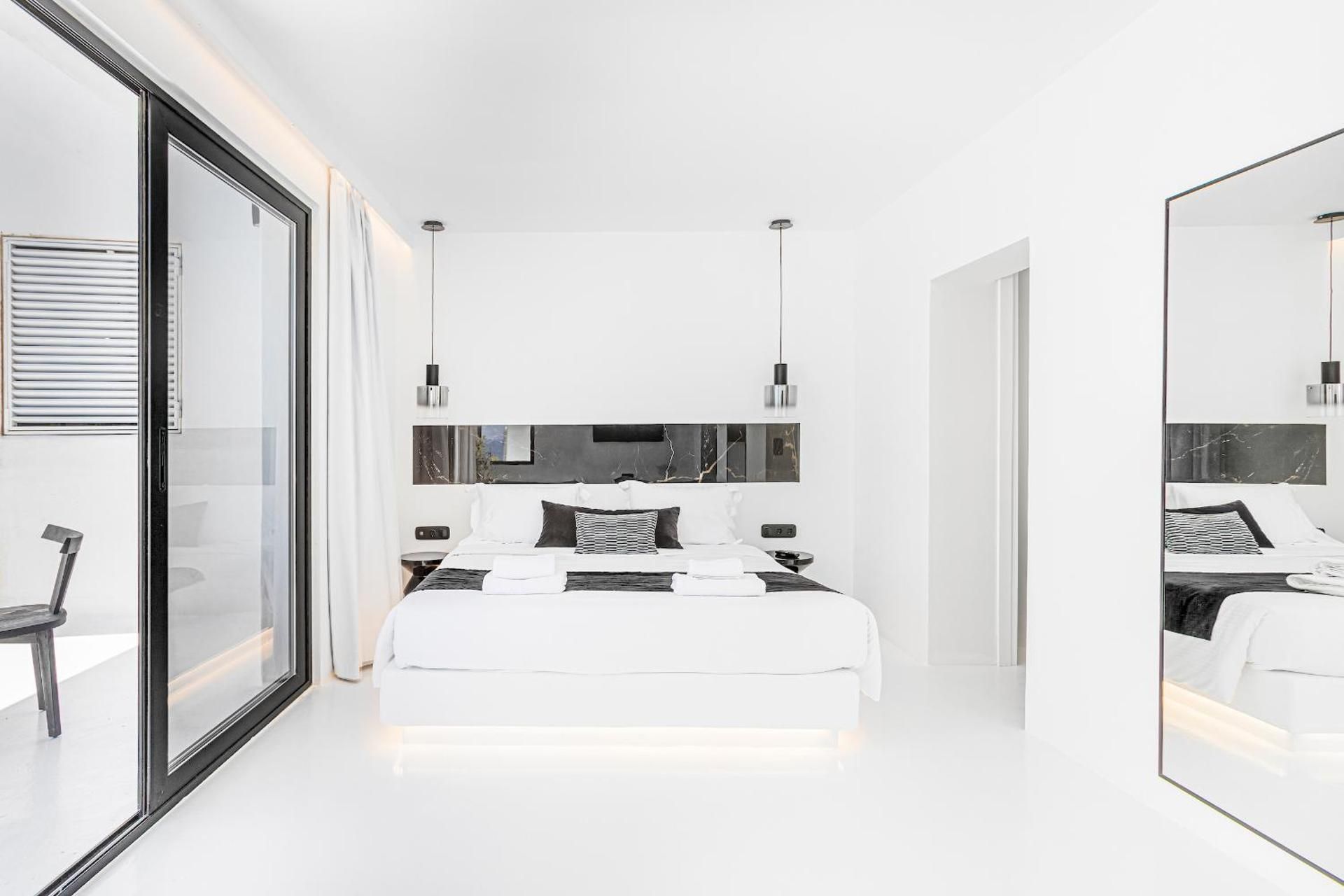 Junior Suite With Private Pool