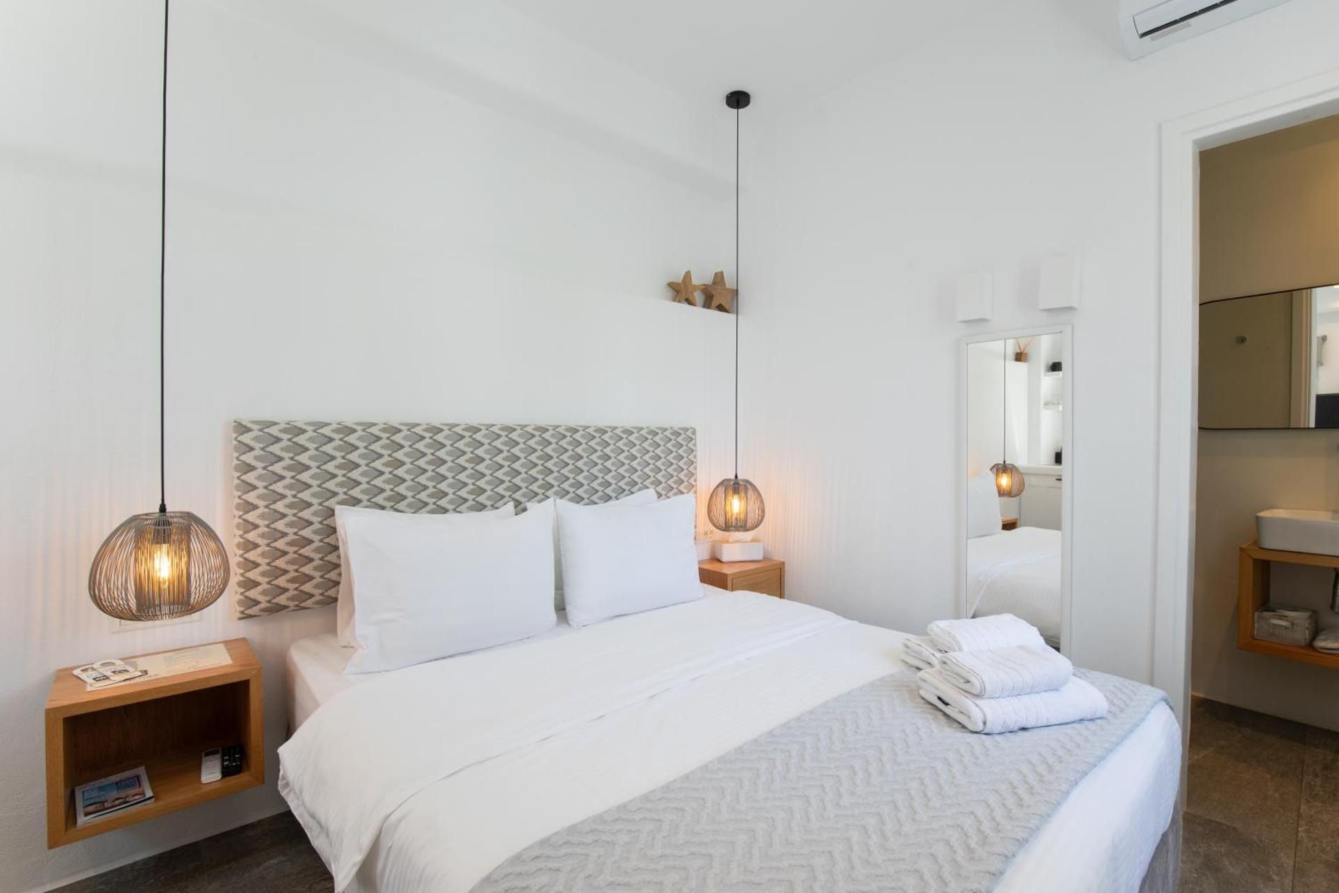 Mytheo Junior Suite with Garden View