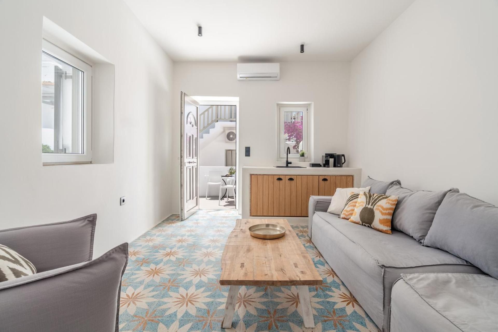 Bo House One Bedroom With Living Room