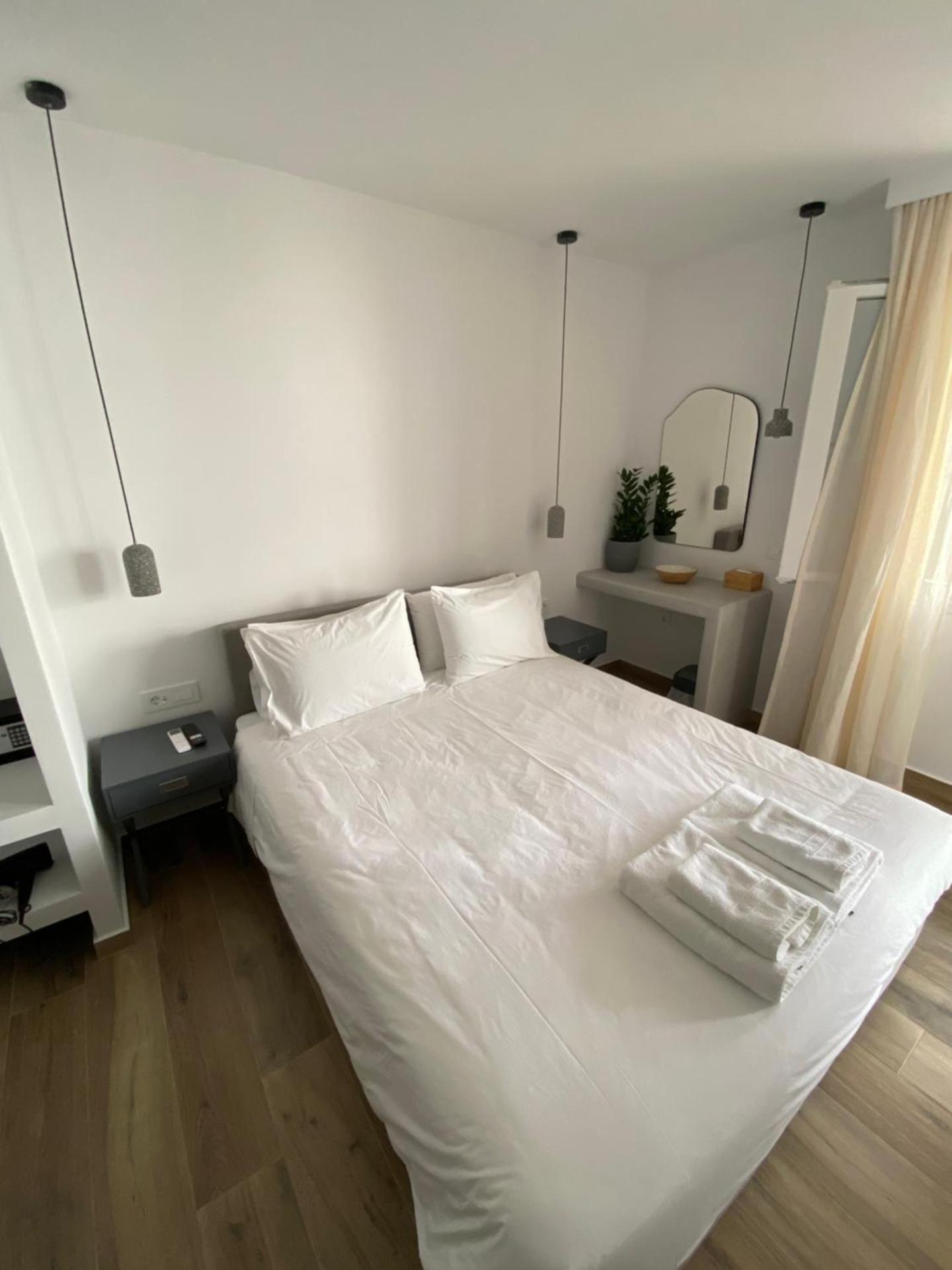 Double Room with Balcony and Sea View