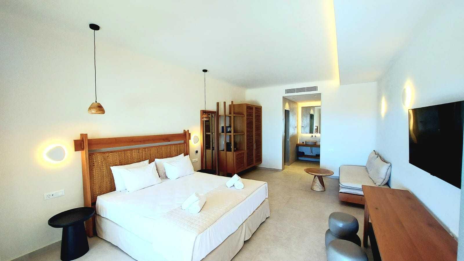 Villa Evi & Suites