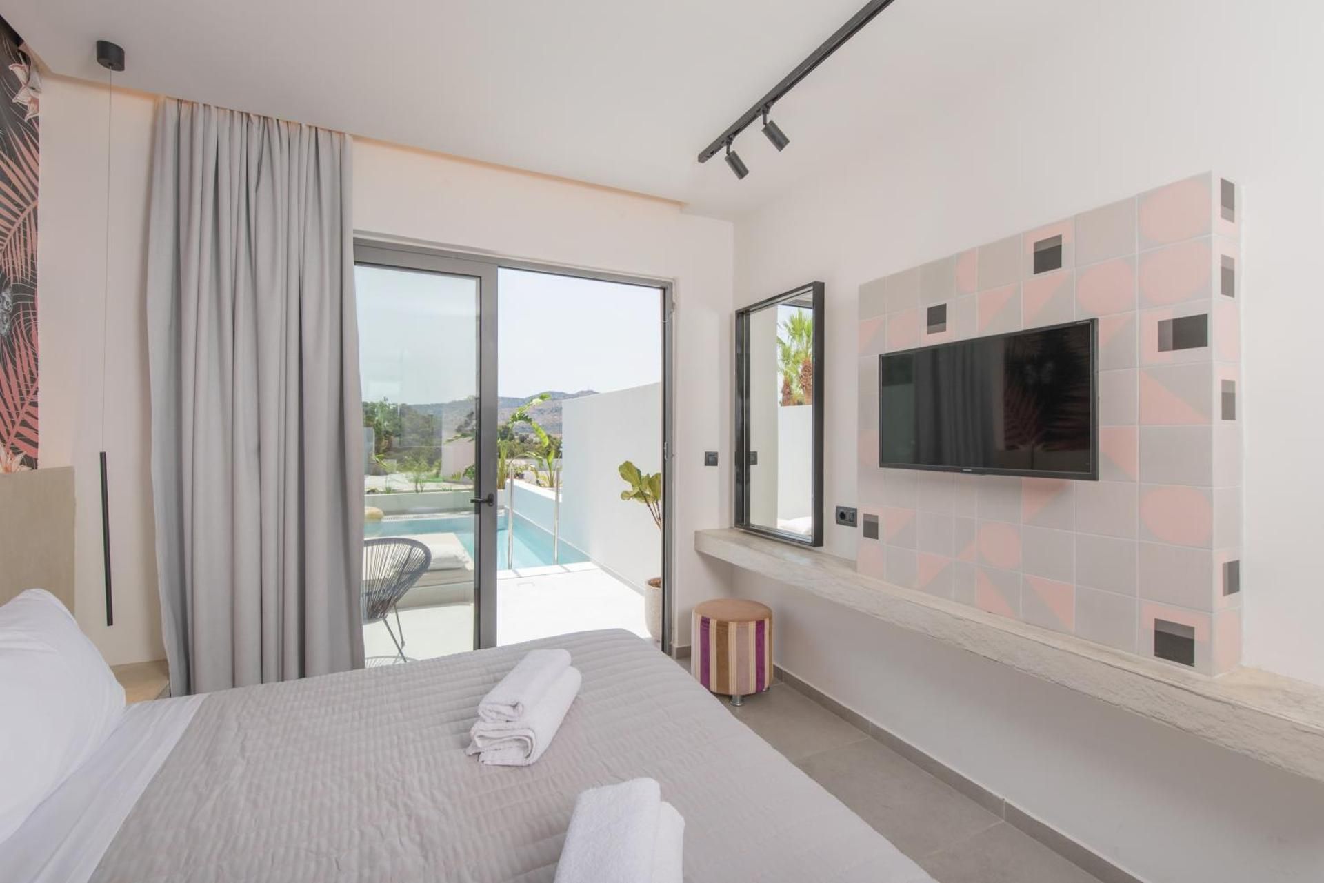 Superior Suite with Private Pool
