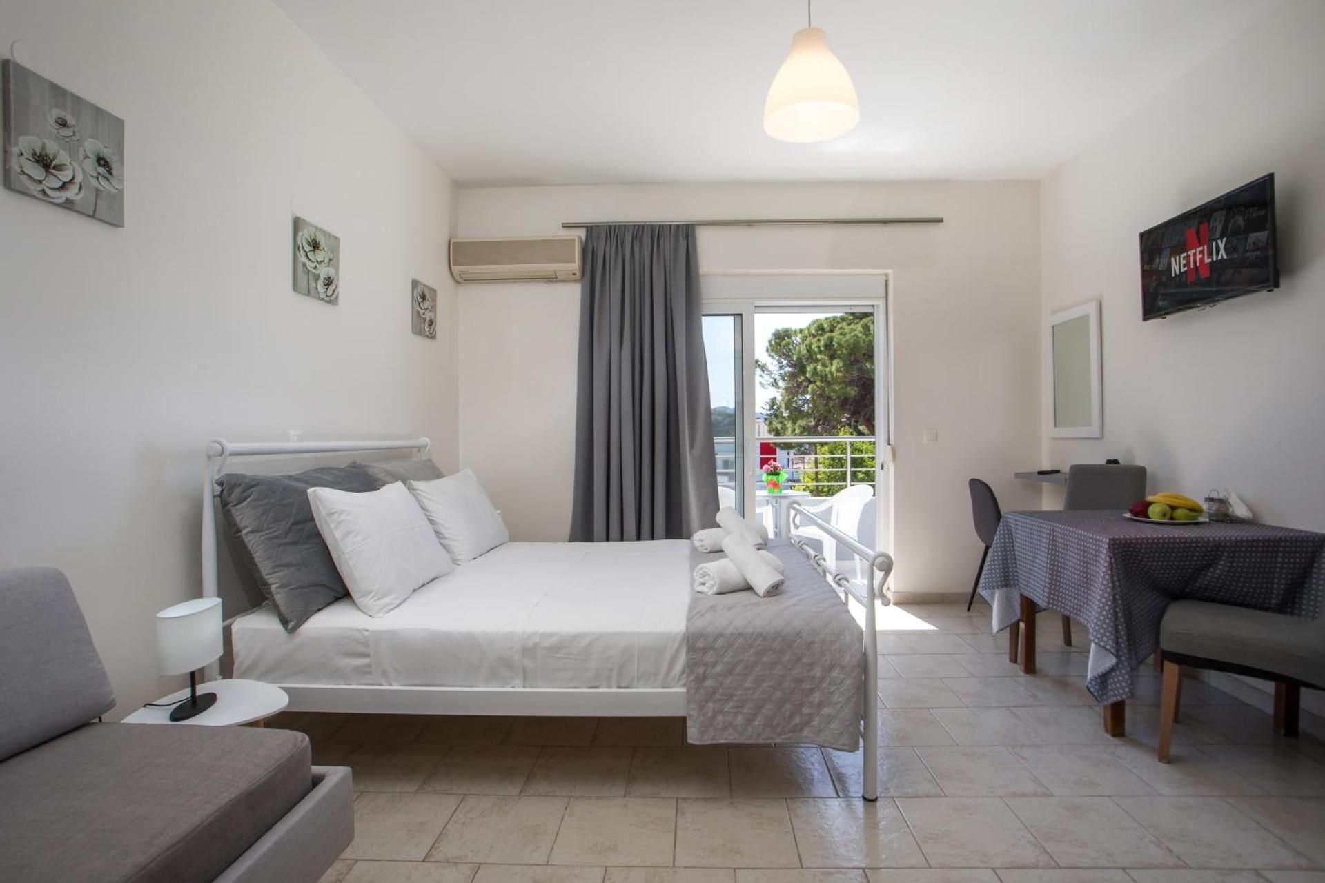 Classic Triple Room
