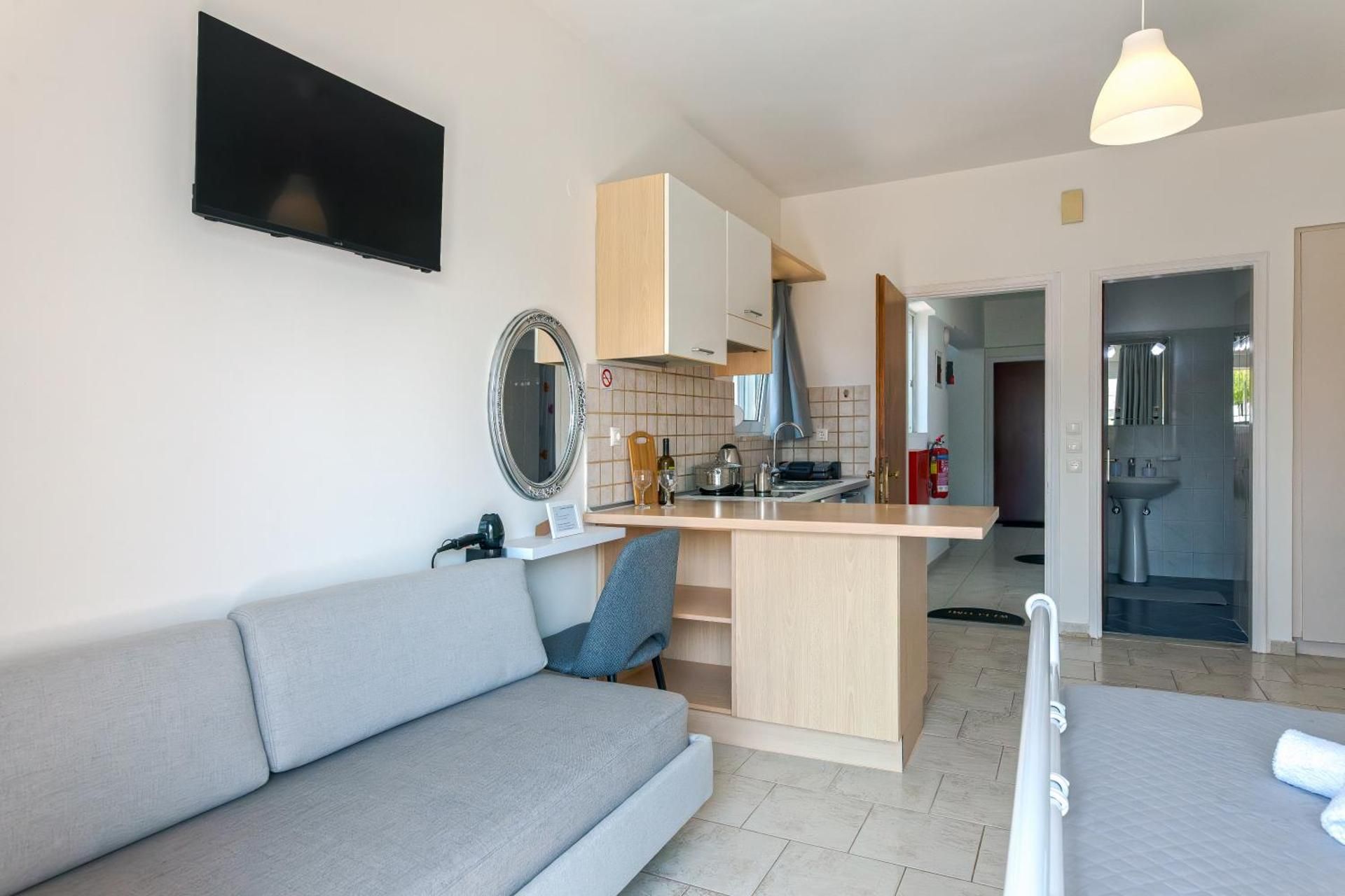 Basic Triple Room