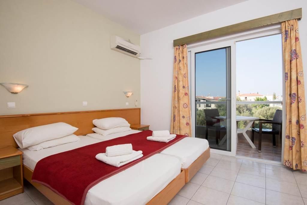 Apartment (4 Adults)