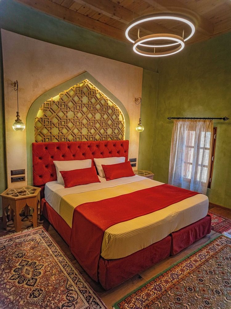 Fabrizio del Carretto Junior Suite