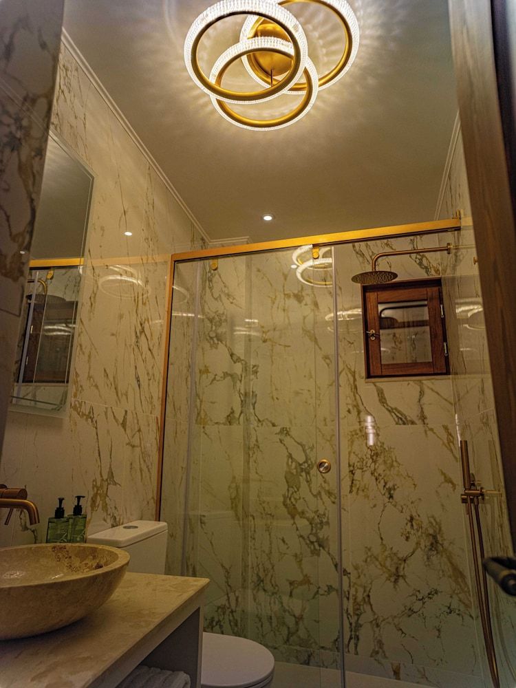 Fabrizio del Carretto Deluxe Room 11