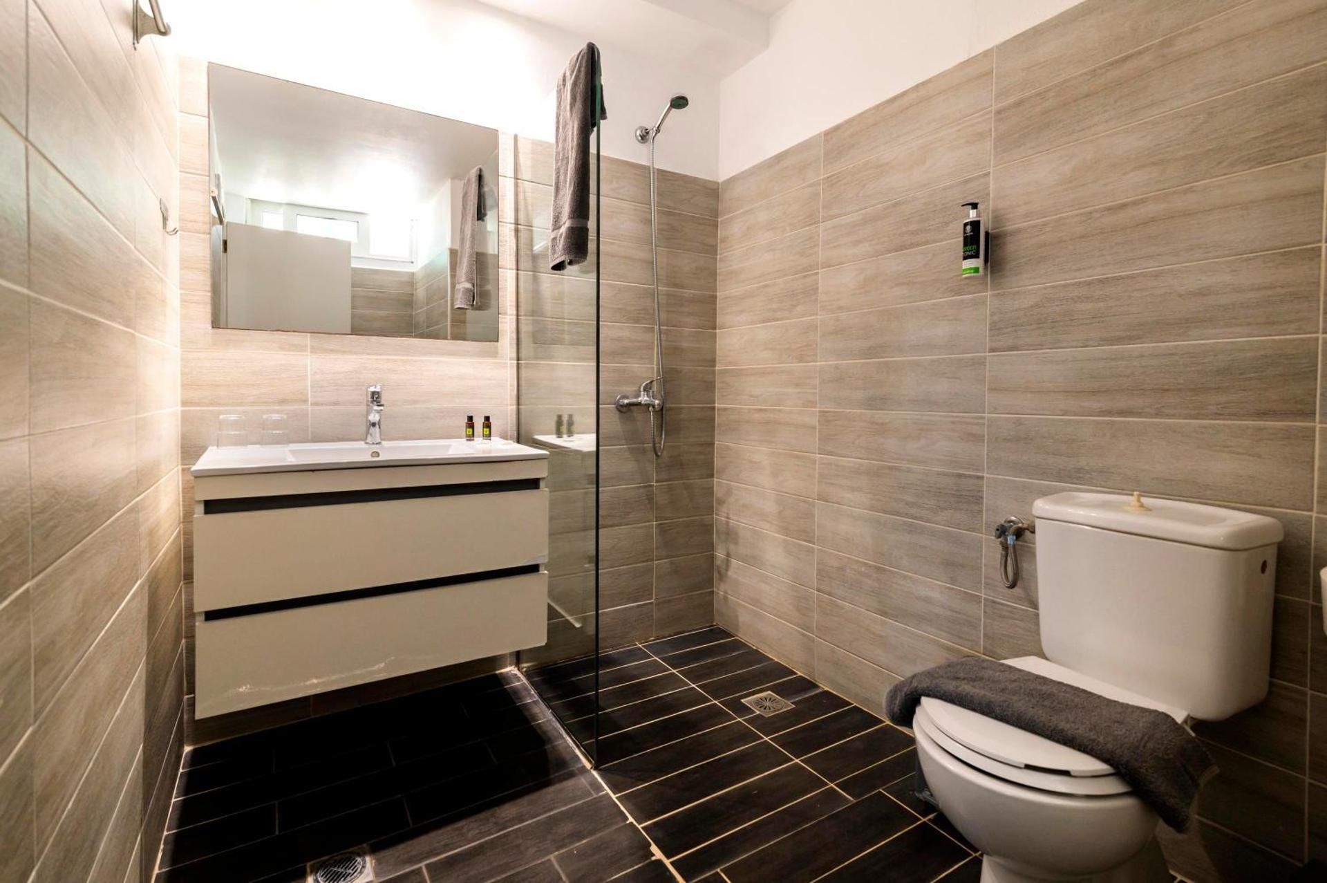 Superior Deluxe Double Room (2 Adults) 