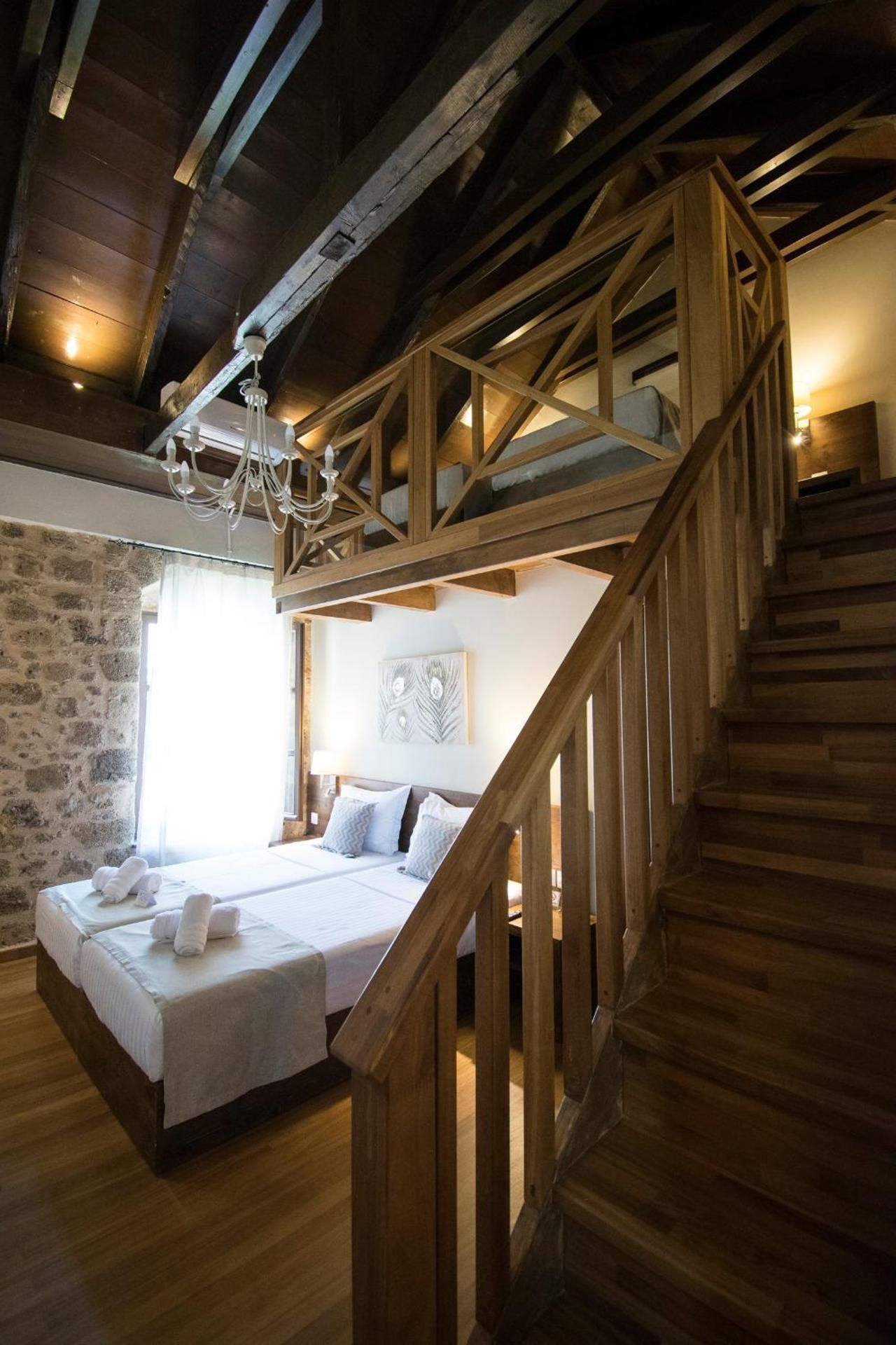 Duplex Room