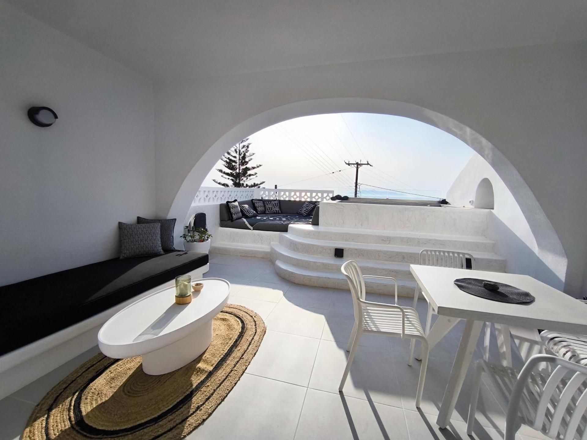 Queen Suite with Sea View