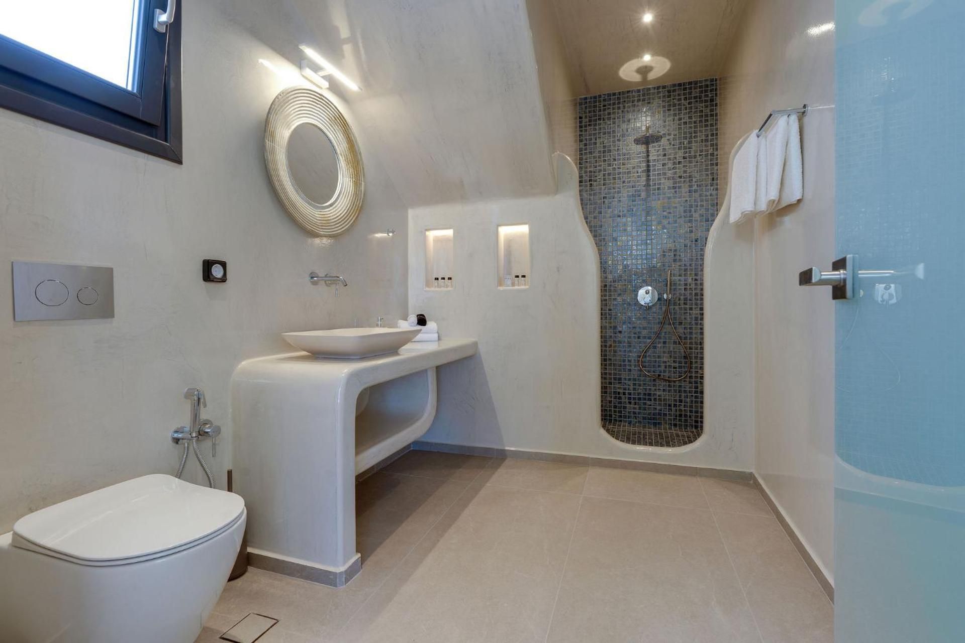 Cozy Suite with Kitchenette & Balcony