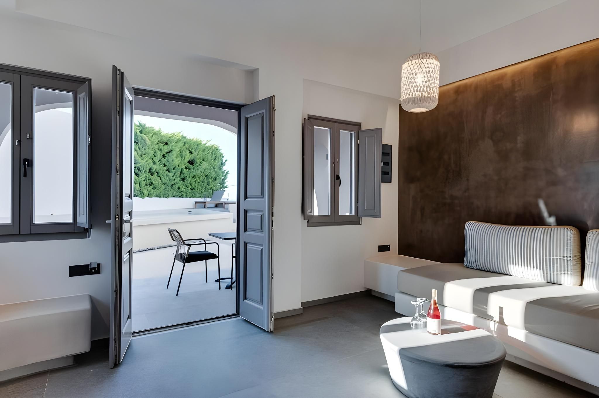 Elements Cozy Suites - Santorini