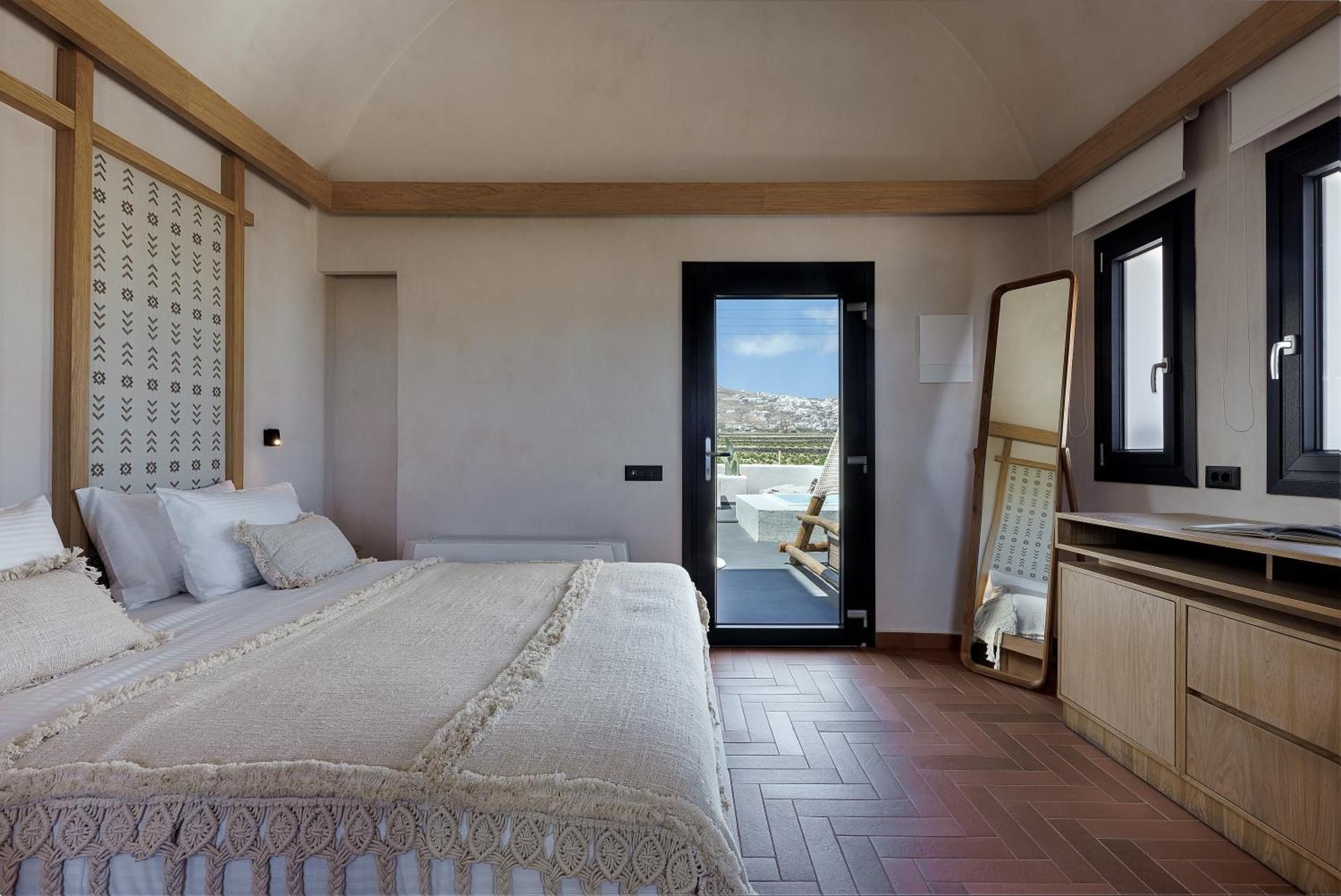 Suite with Spa Bath