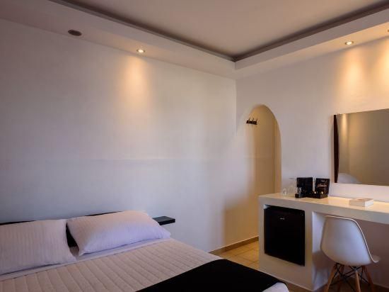 Triple Room with sea view