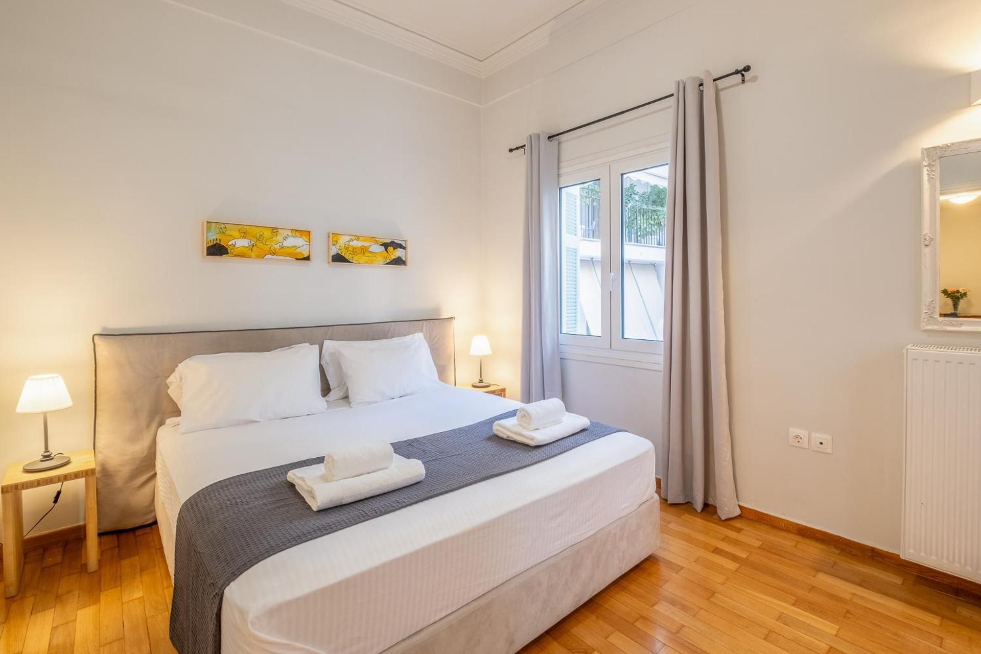 Apartment with Garden View