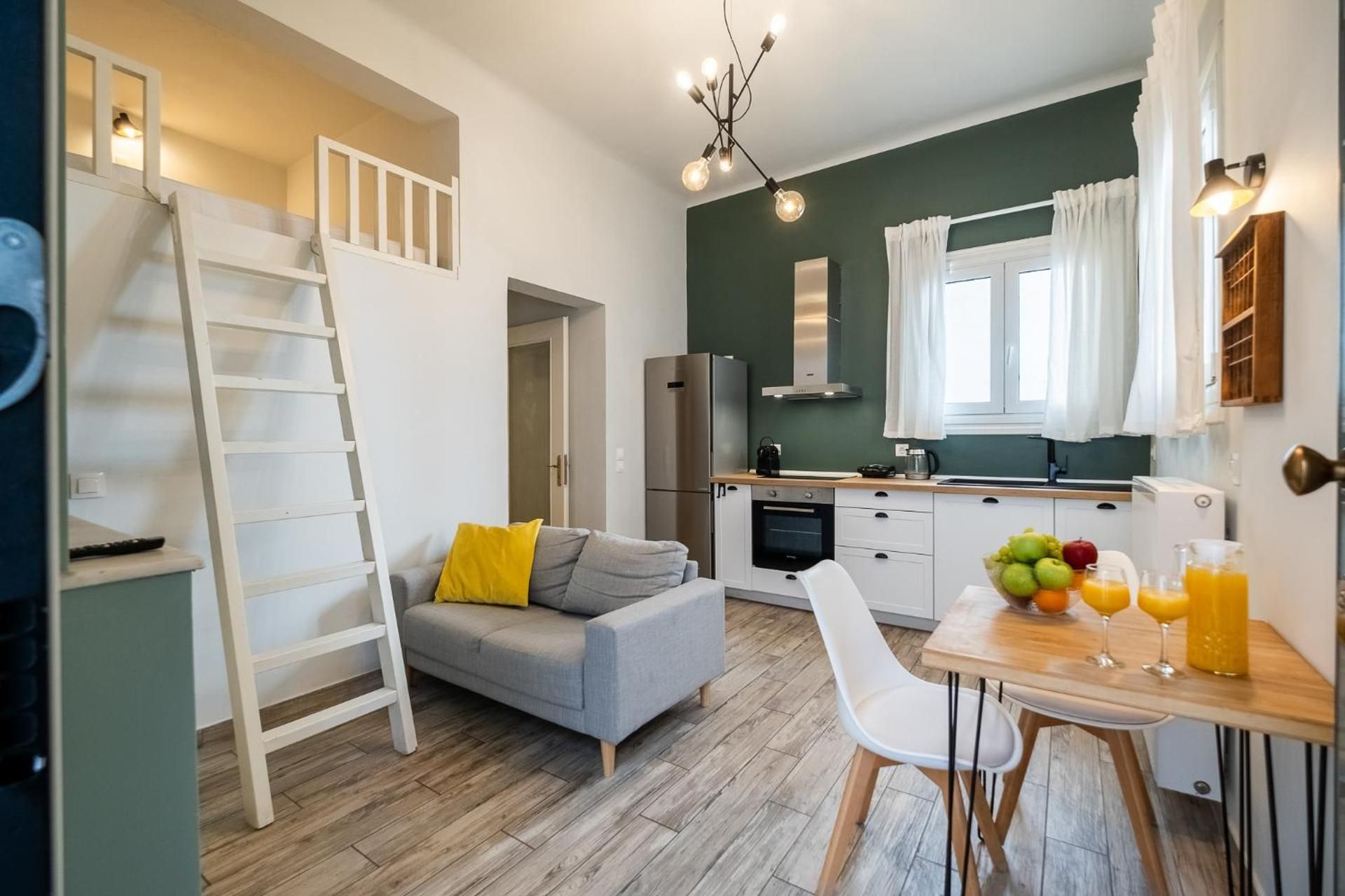 Apartment - Split Level