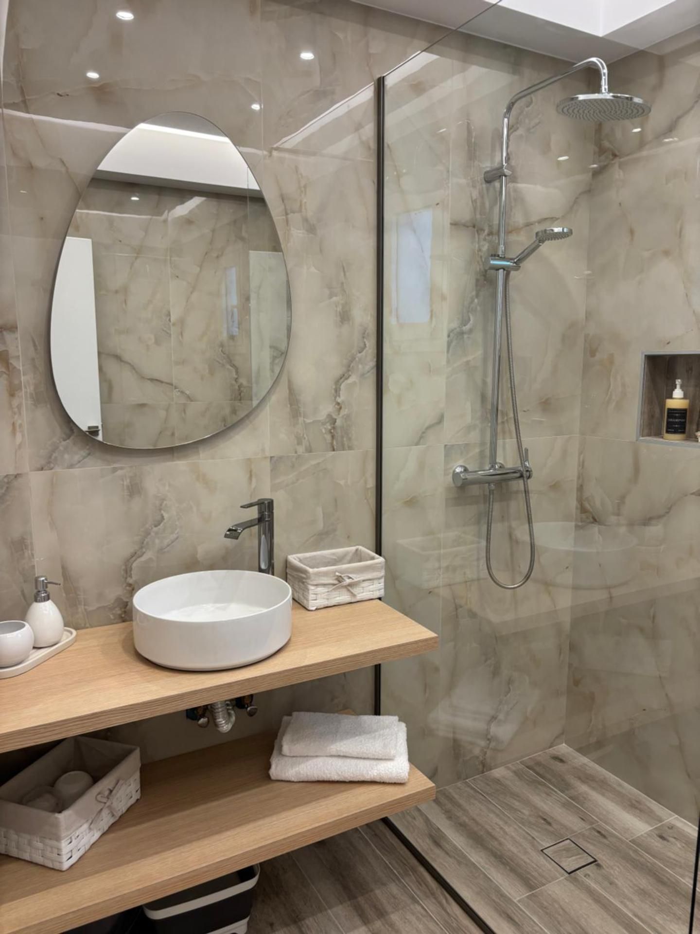 Basic Triple Room