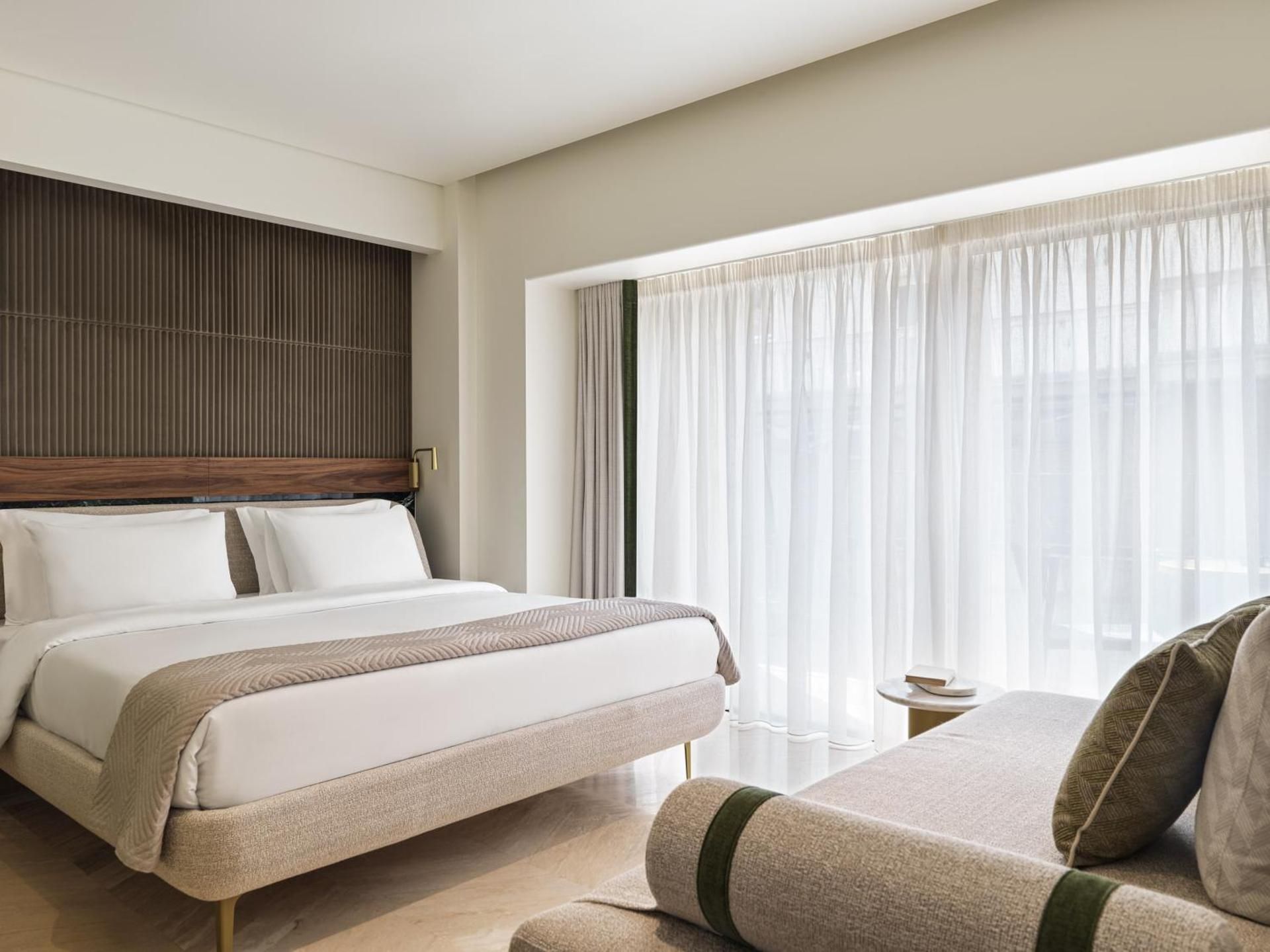 Family Suite with 2 Balconies