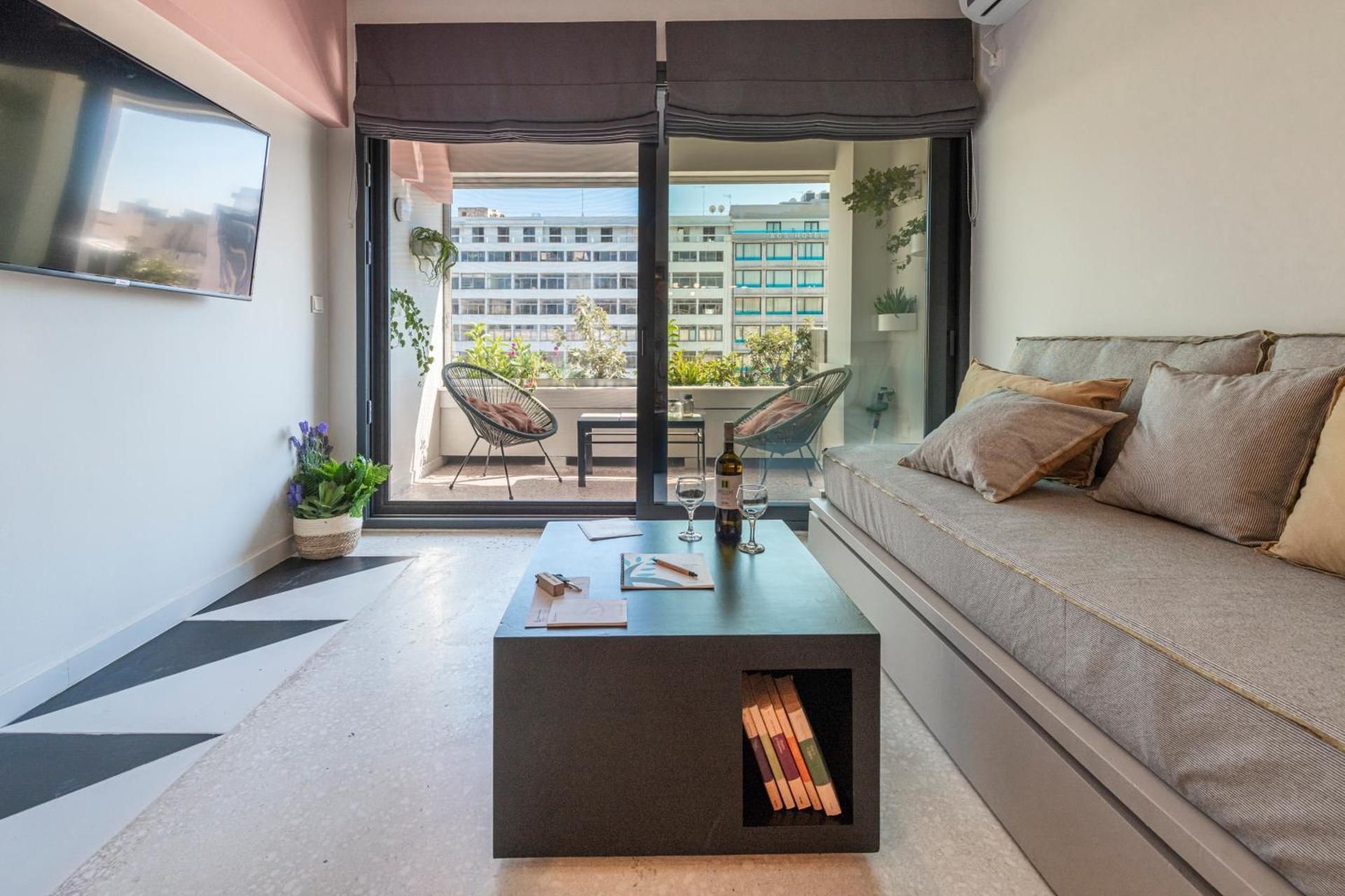 Apartment with Balcony & View