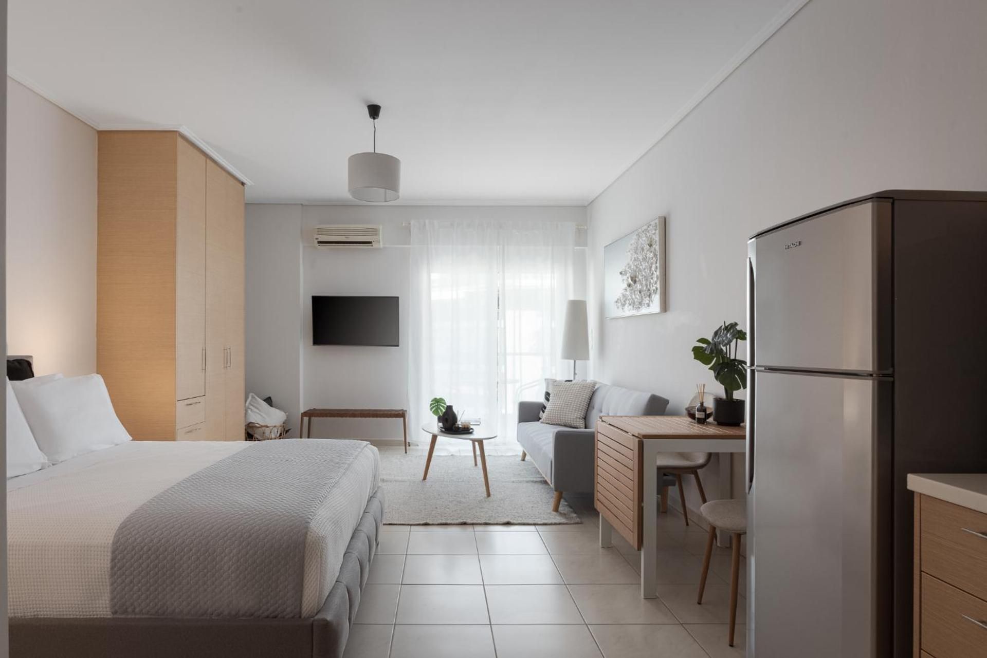 Deluxe One-Bedroom Apartment