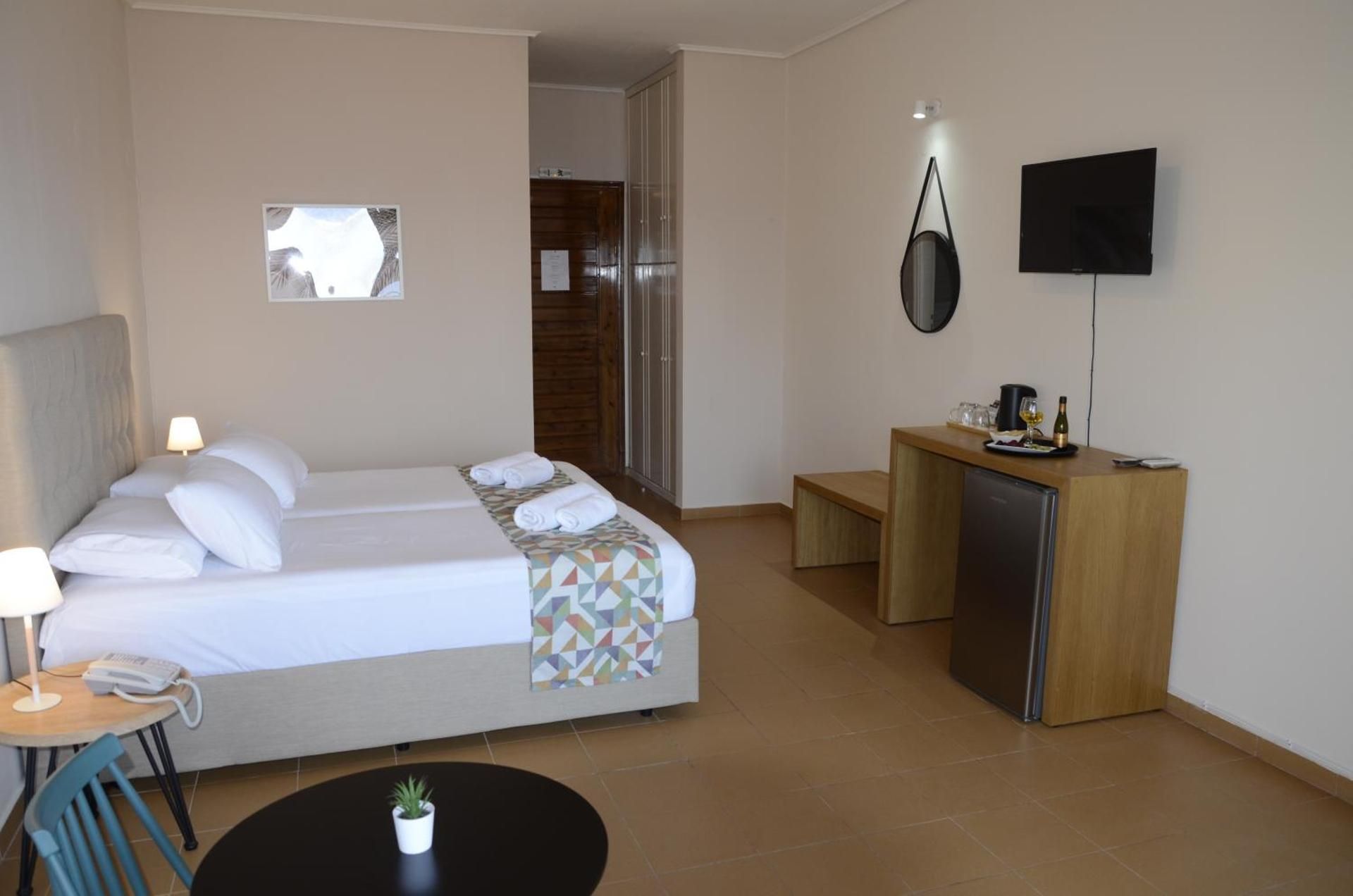 Twin Room with Mountain View