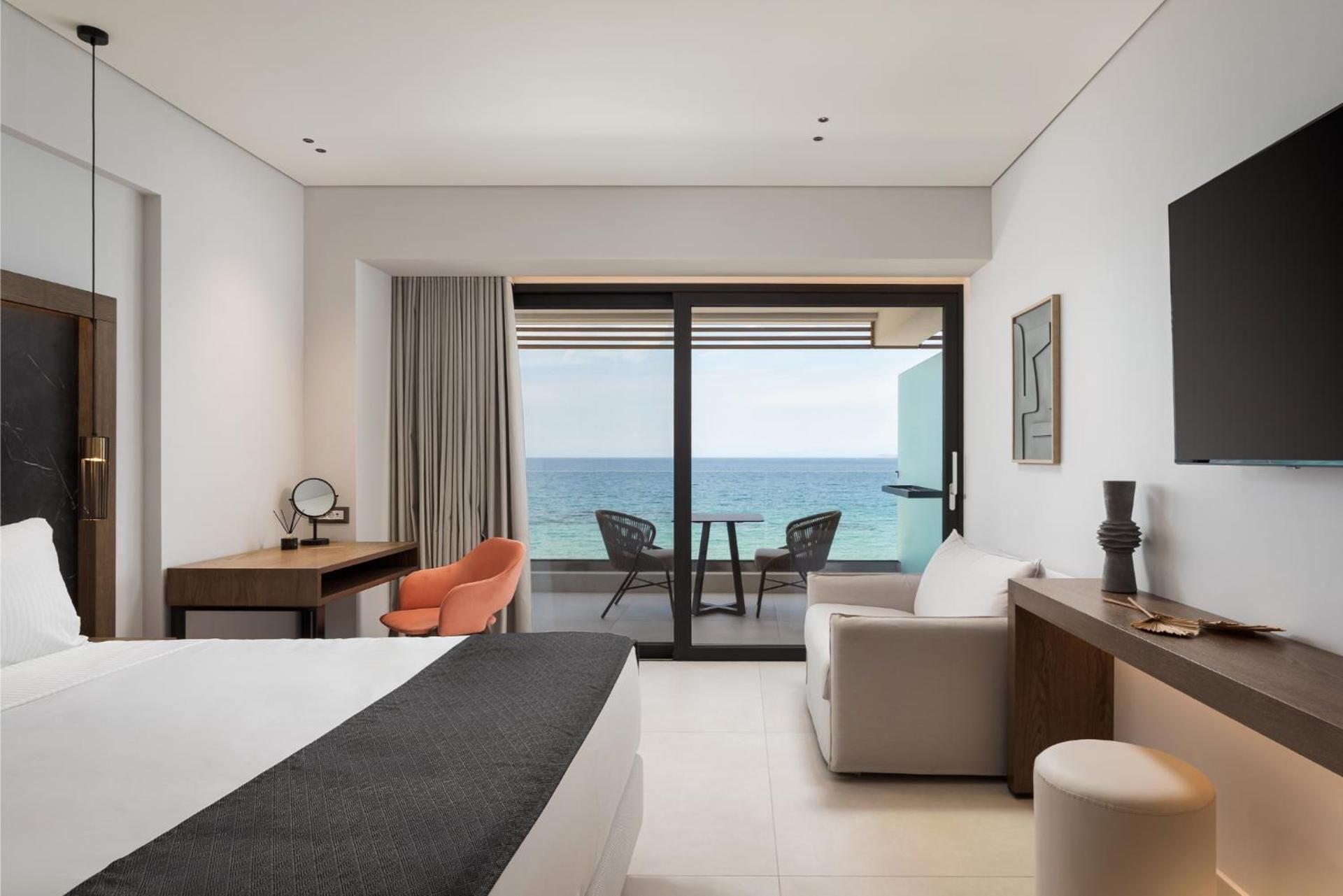Comfort Triple Room