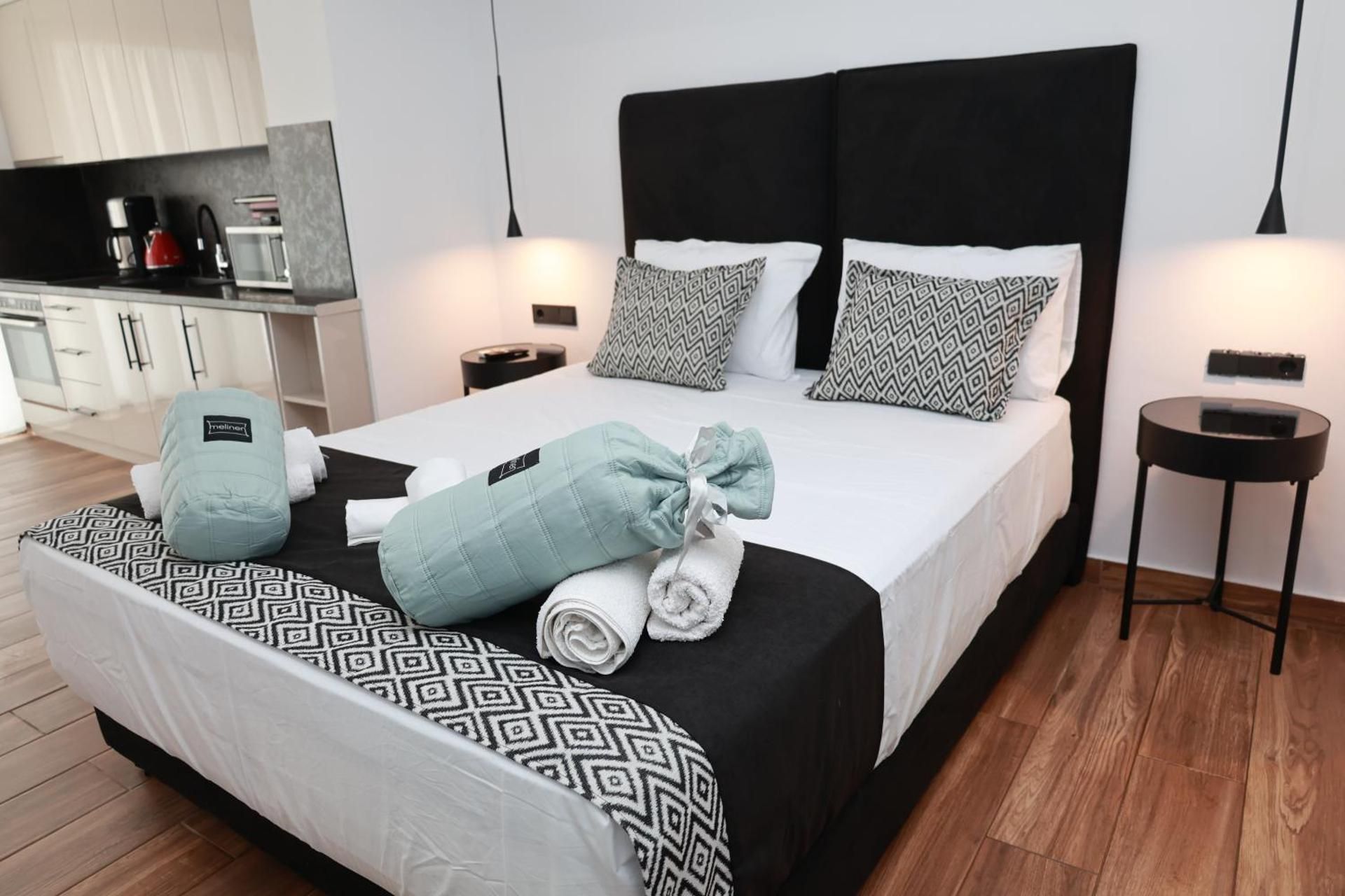 Two-Bedroom Apartment with Sea View (1-4 Adults)