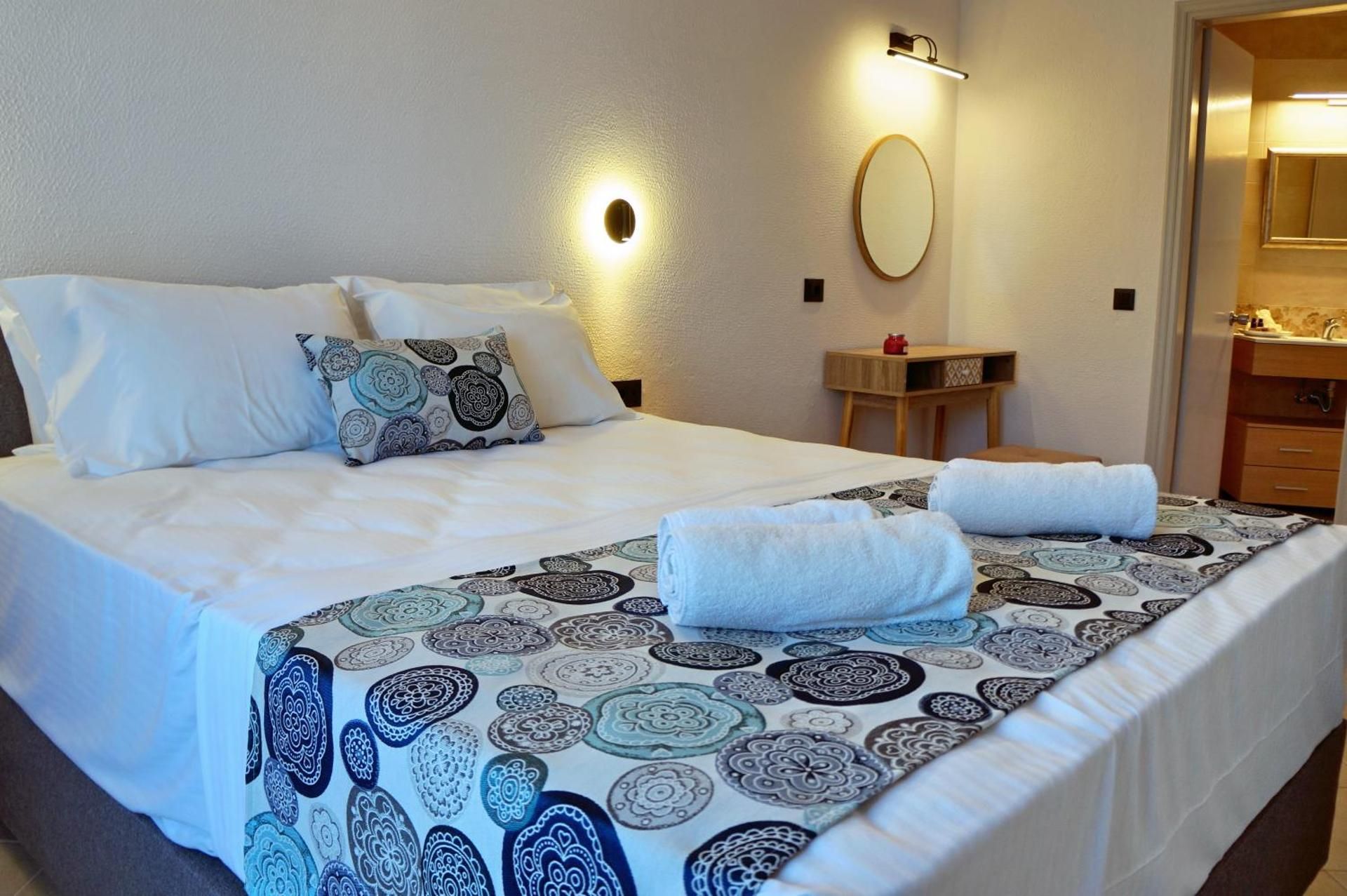 King Room with Garden View
