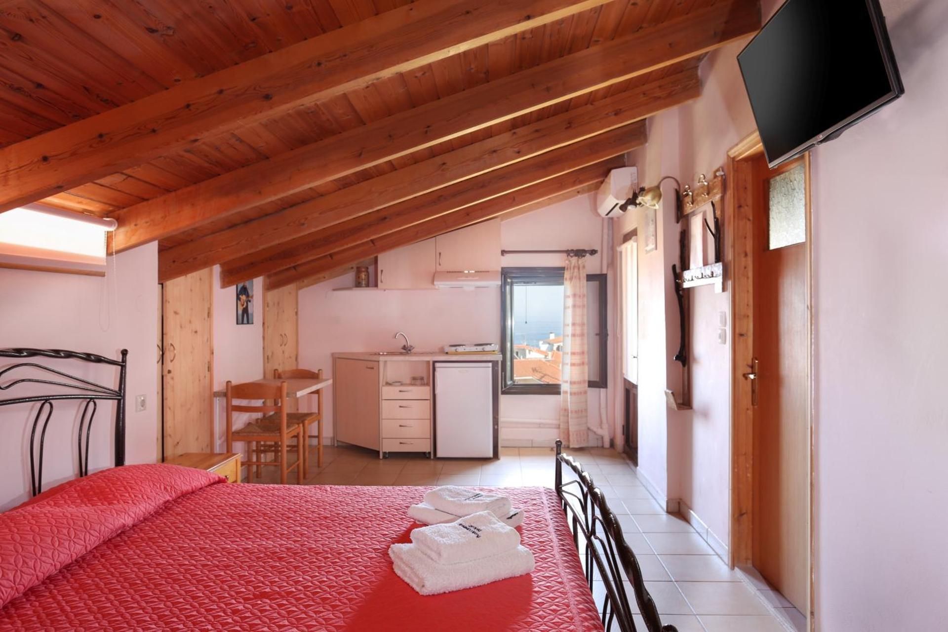 One-Bedroom Apartment with Panoramic Sea View