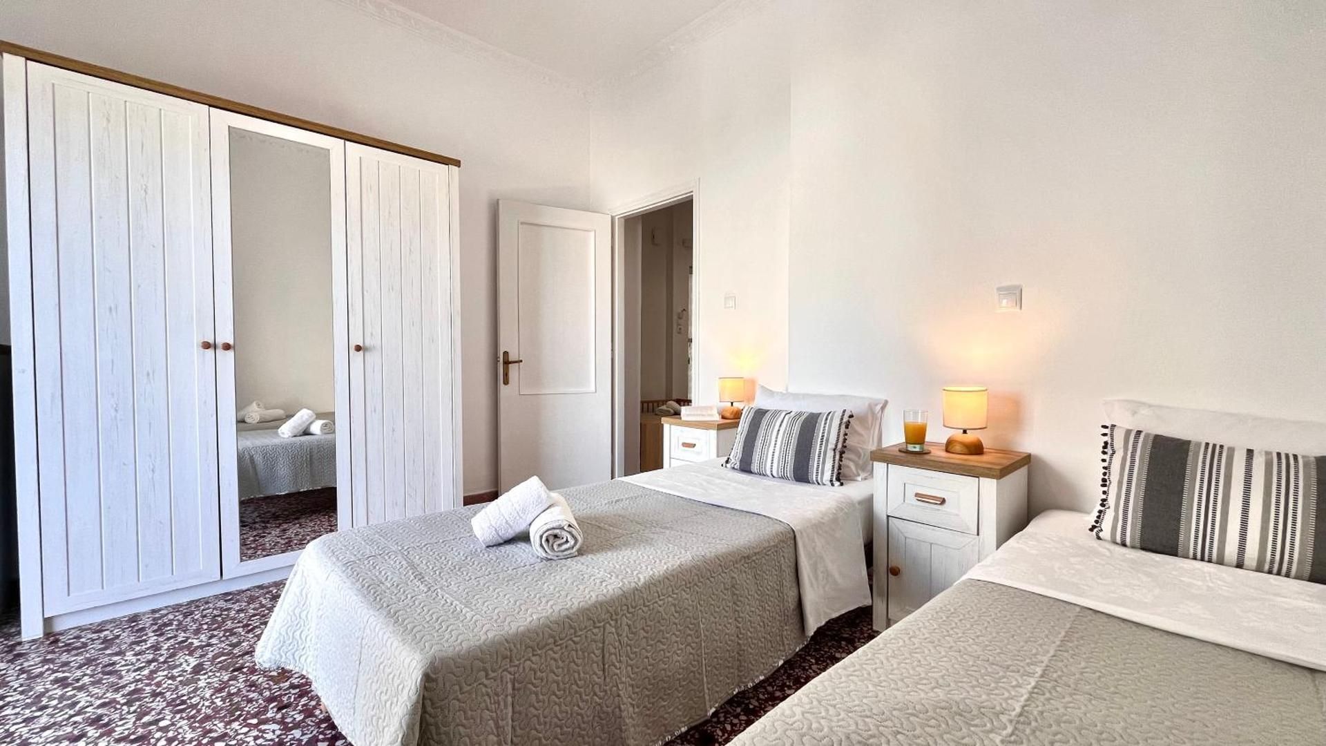 One-Bedroom Apartment with Balcony