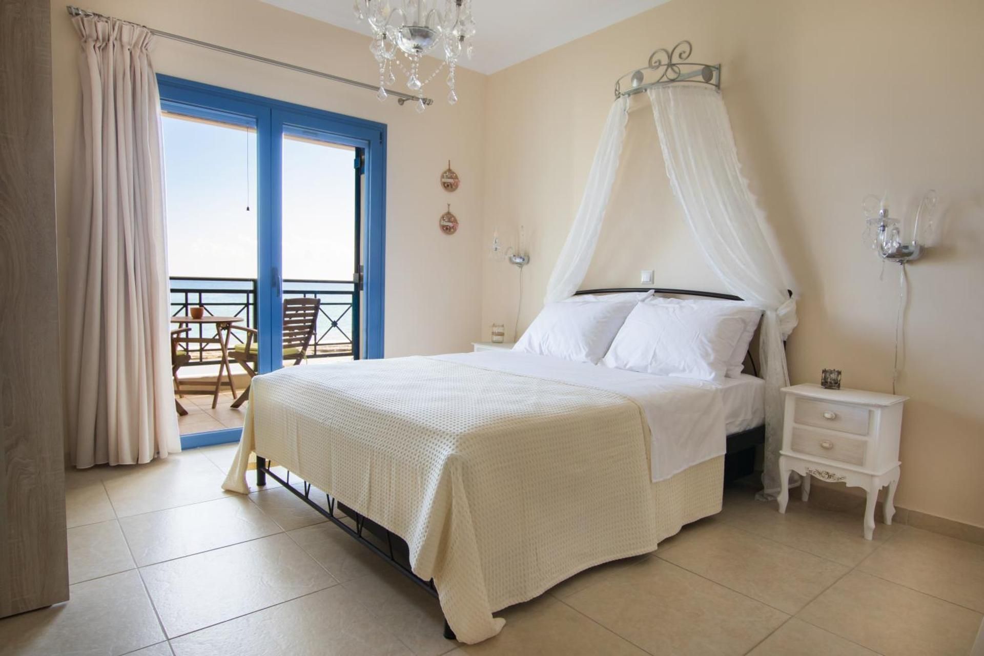 Studio Apartment with Sea View